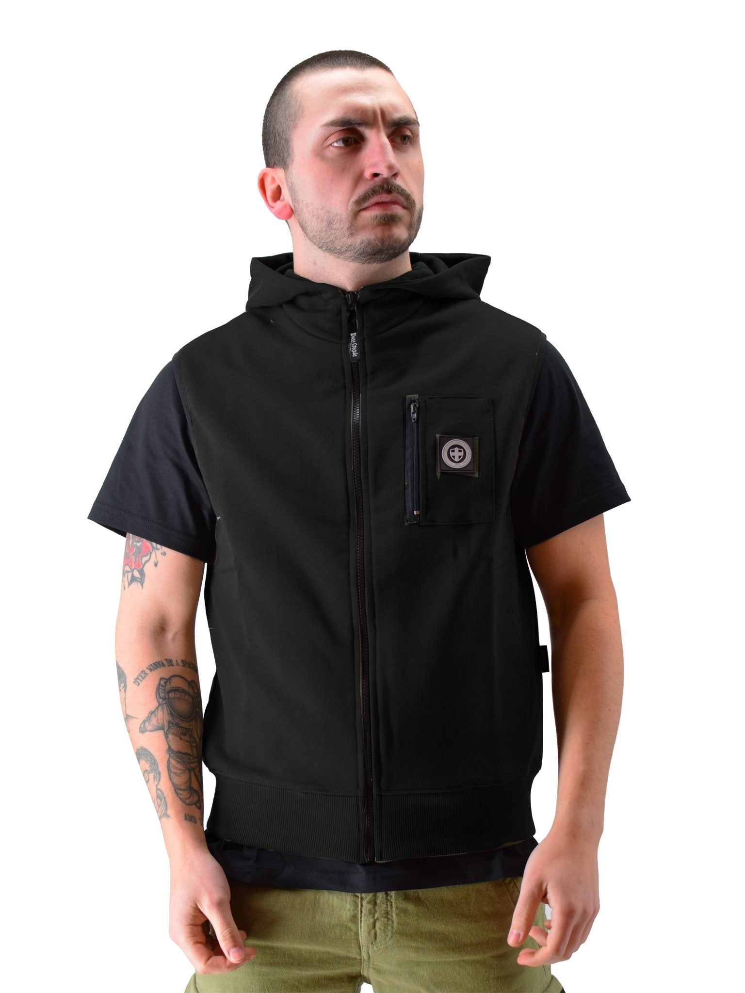 005 SS26 Urban Beat Three Stroke - Black
