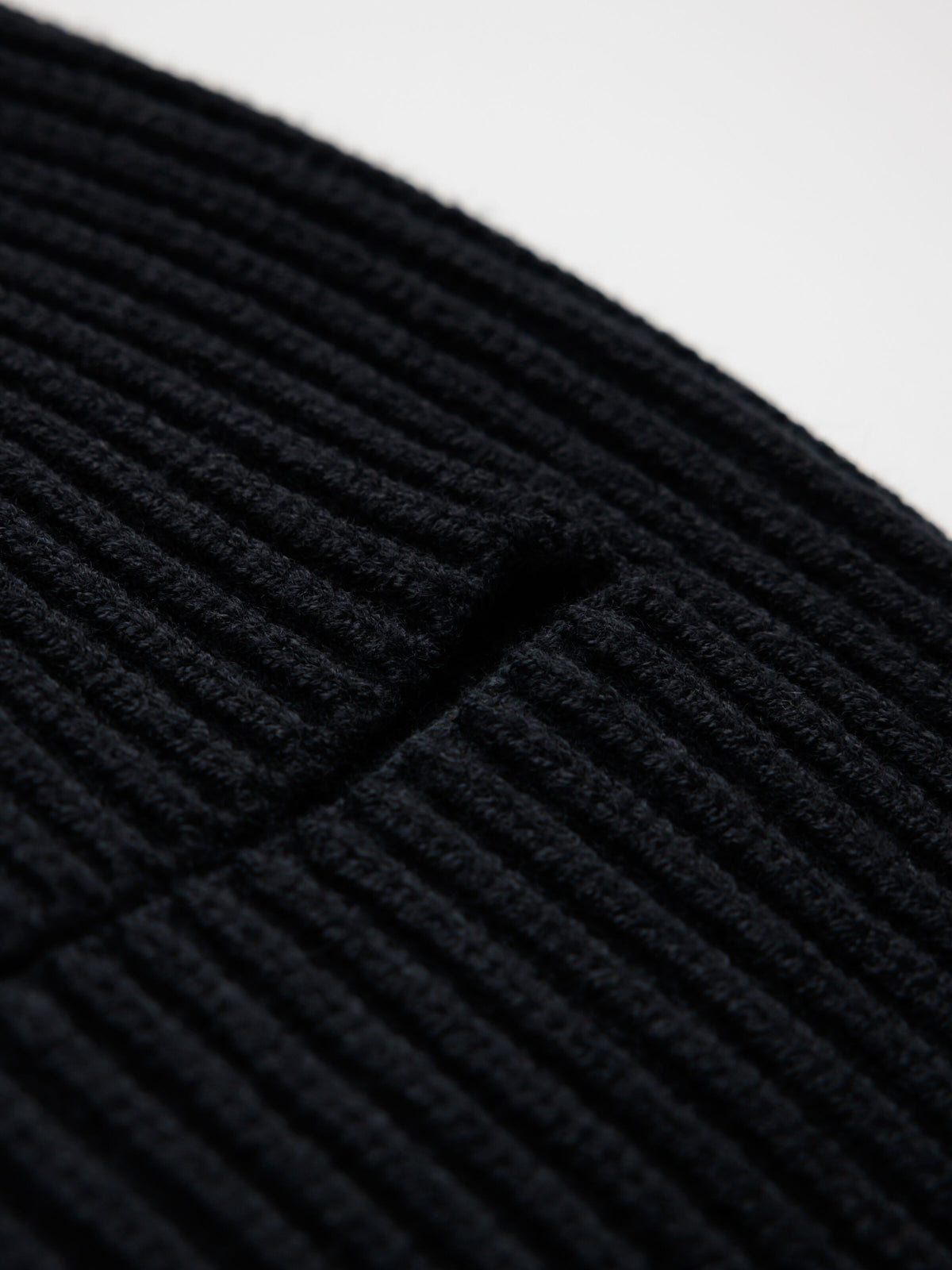 Alpha Industries – Label Balaclava – Black