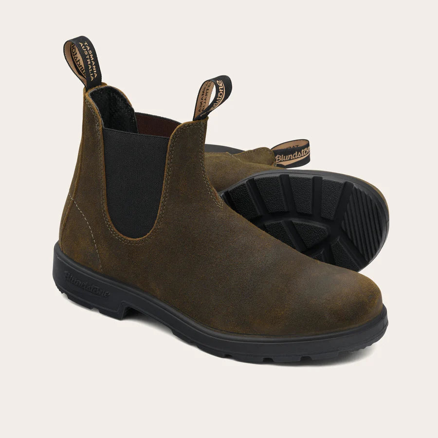 1615 Dark Olive Chelsea Boot Waxed Suede Leather FW25 Blundstone - Dark Olive Suede