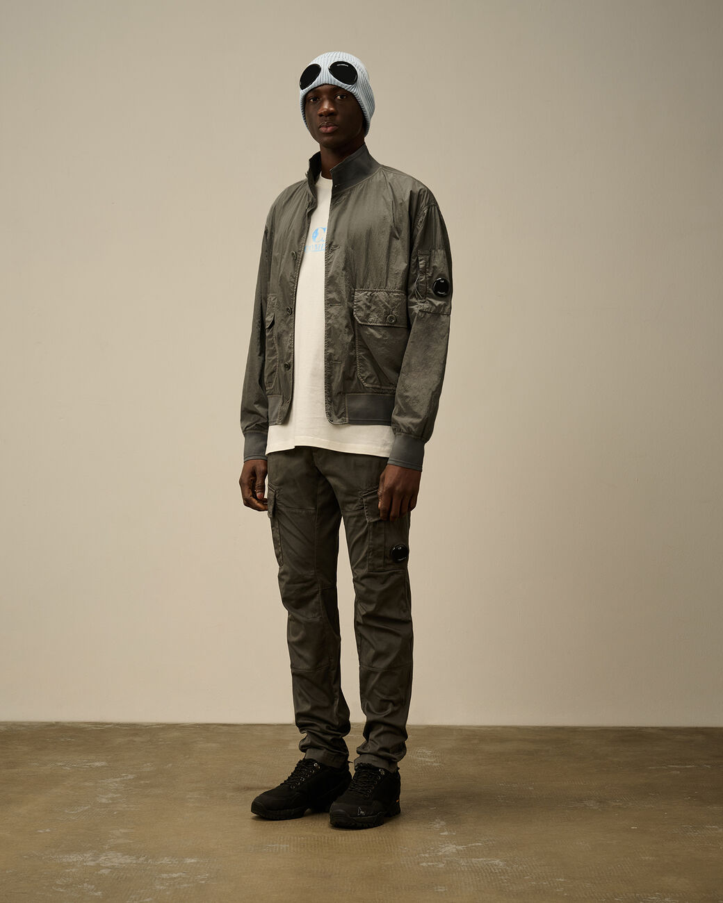 Chrome-R Full Button Jacket C.P. Company® - Smoked Pearl