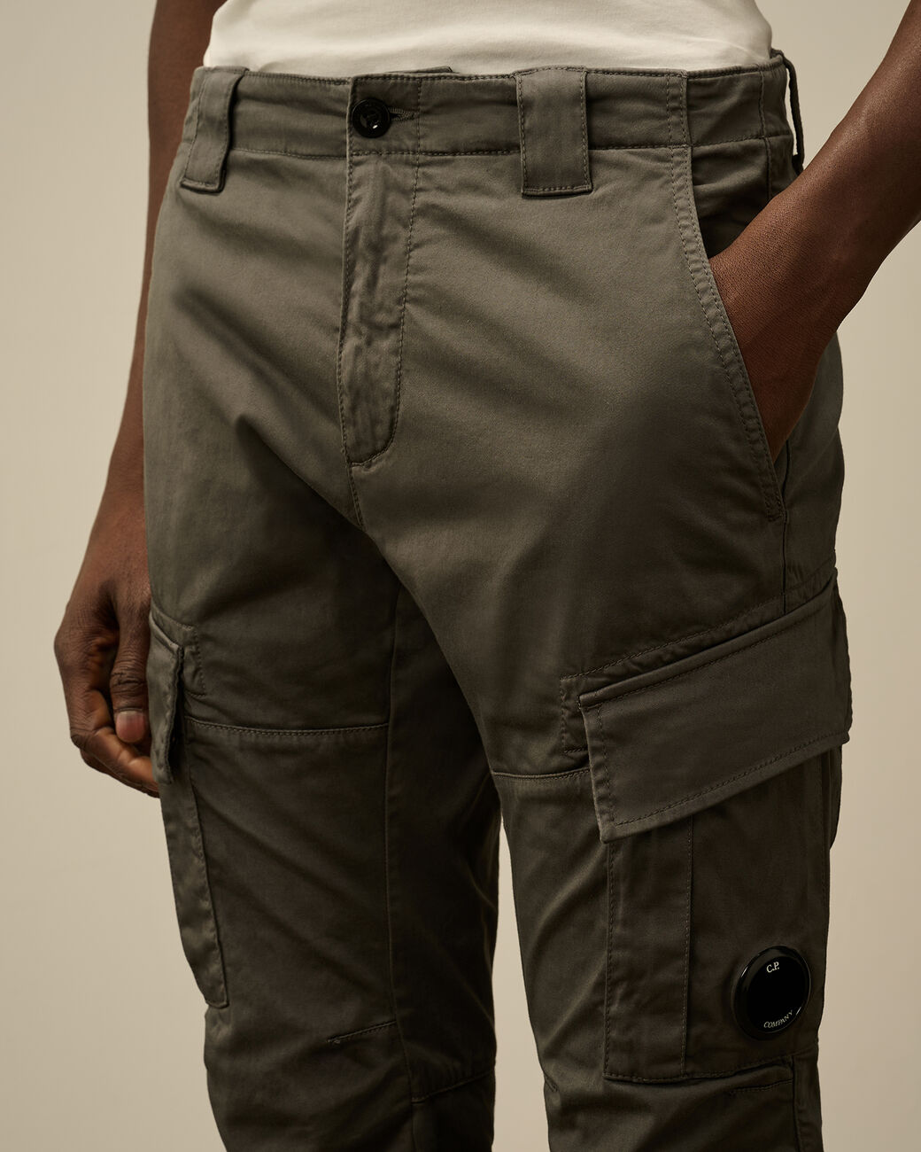 Stretch Satin Cargo Lens Pants C.P. Company® - Smoked Pearl