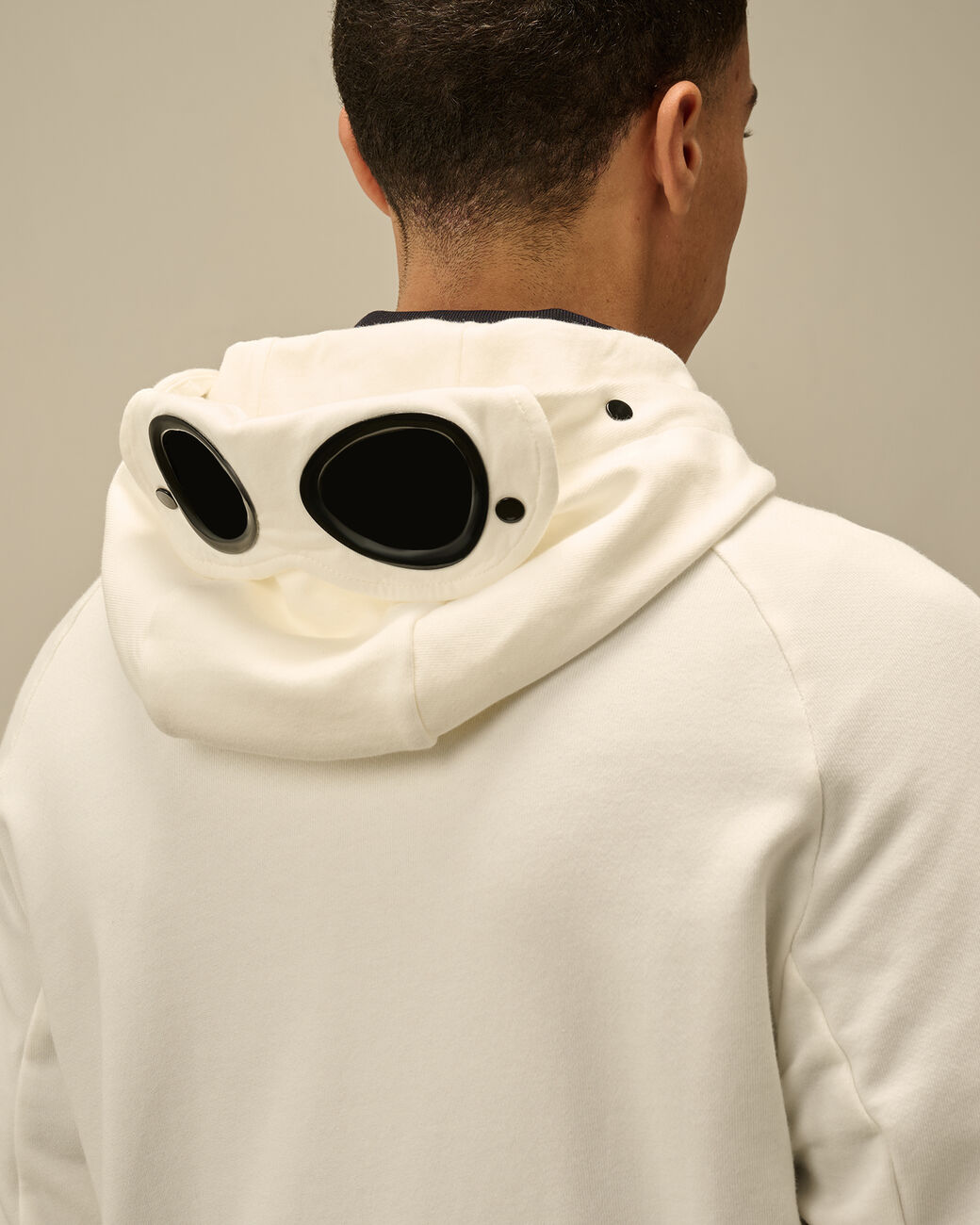 Diagonal Raised Fleece Goggle Zipped Hooded Sweatshirt C.P. Company® - Gauze White