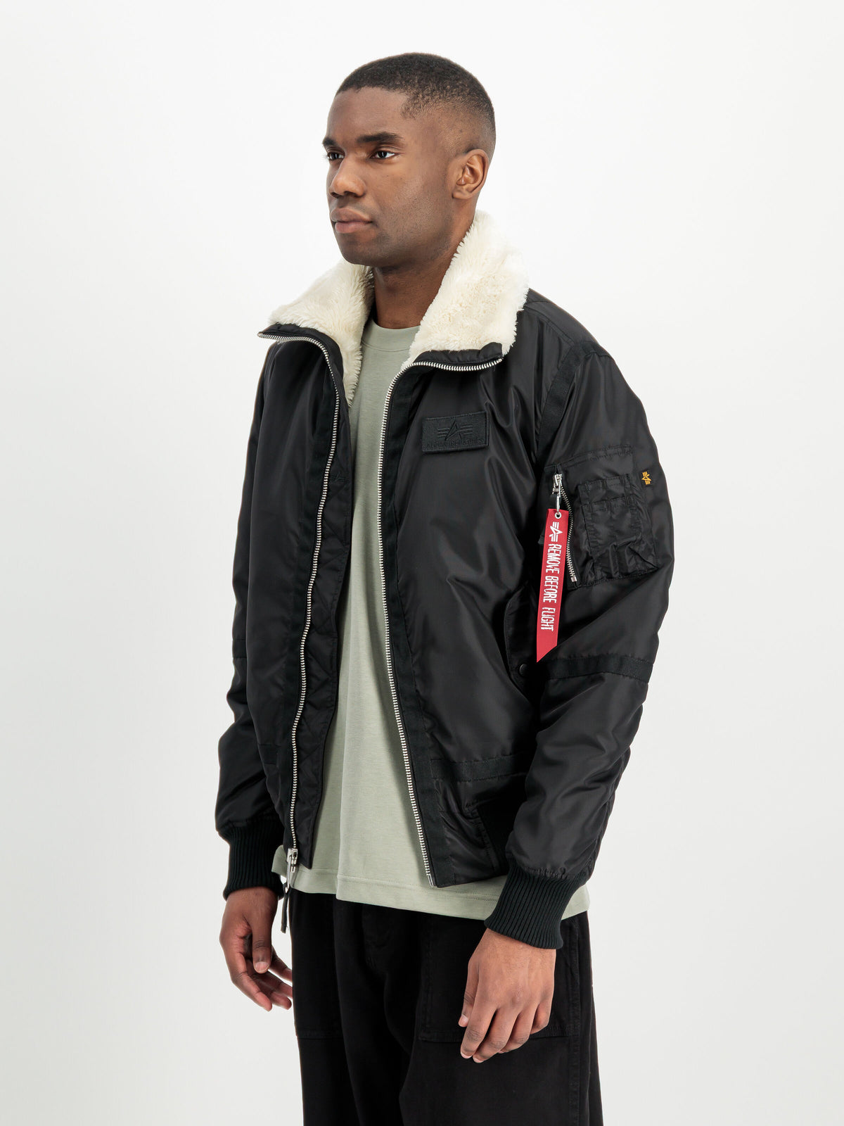 Alpha Industries – B-15 III TT Two Tone Bomber Jacket – Black/Beige