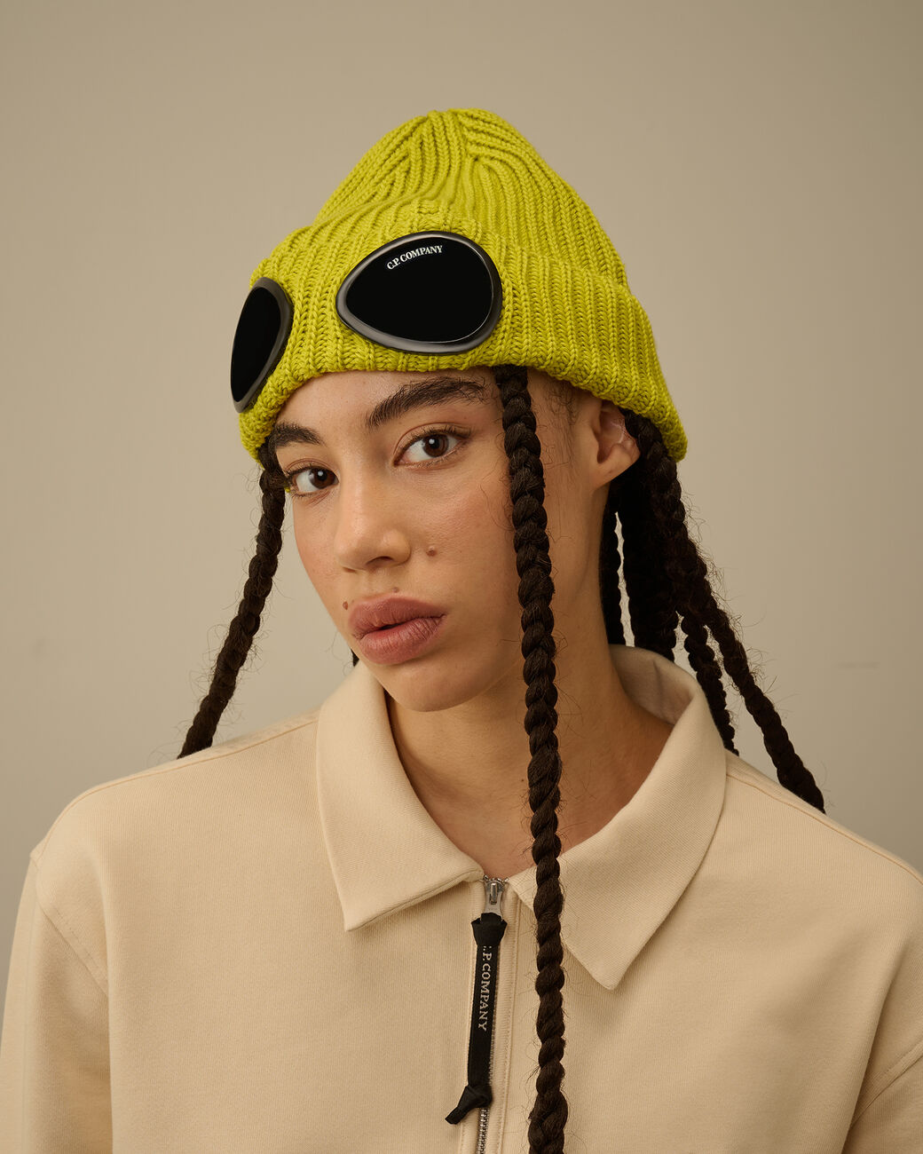 Extrafine Merino Wool Goggle Beanie CP Company® AW25 - Green Sheen Yellow