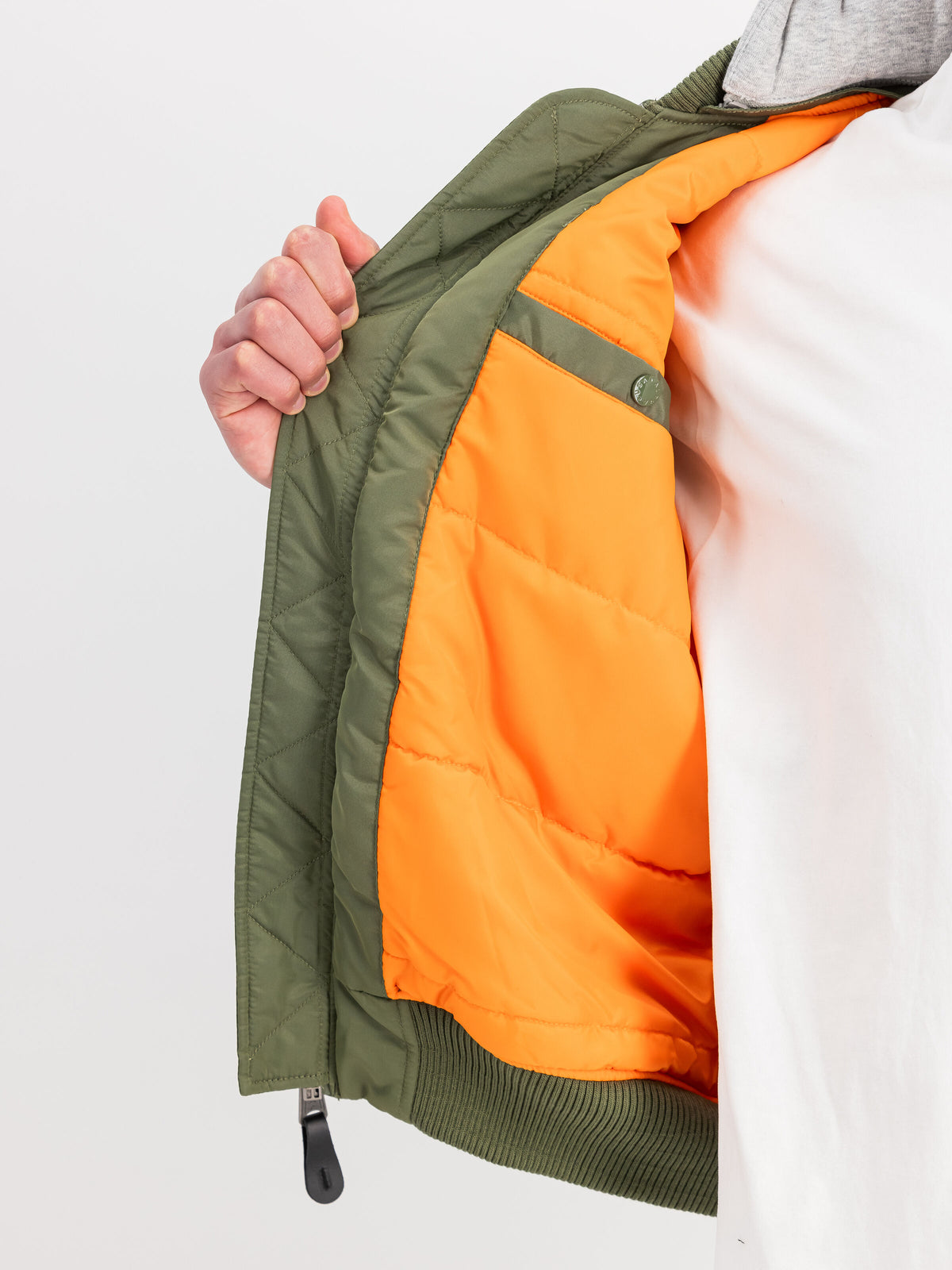 Alpha Industries – MA-1 TT Hood Two Tone Cold Weather Bomber Jacket – Sage-Green