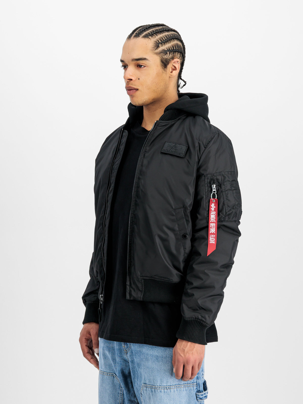 Alpha Industries – MA-1 TT Hood Two Tone Cold Weather Bomber Jacket – Black