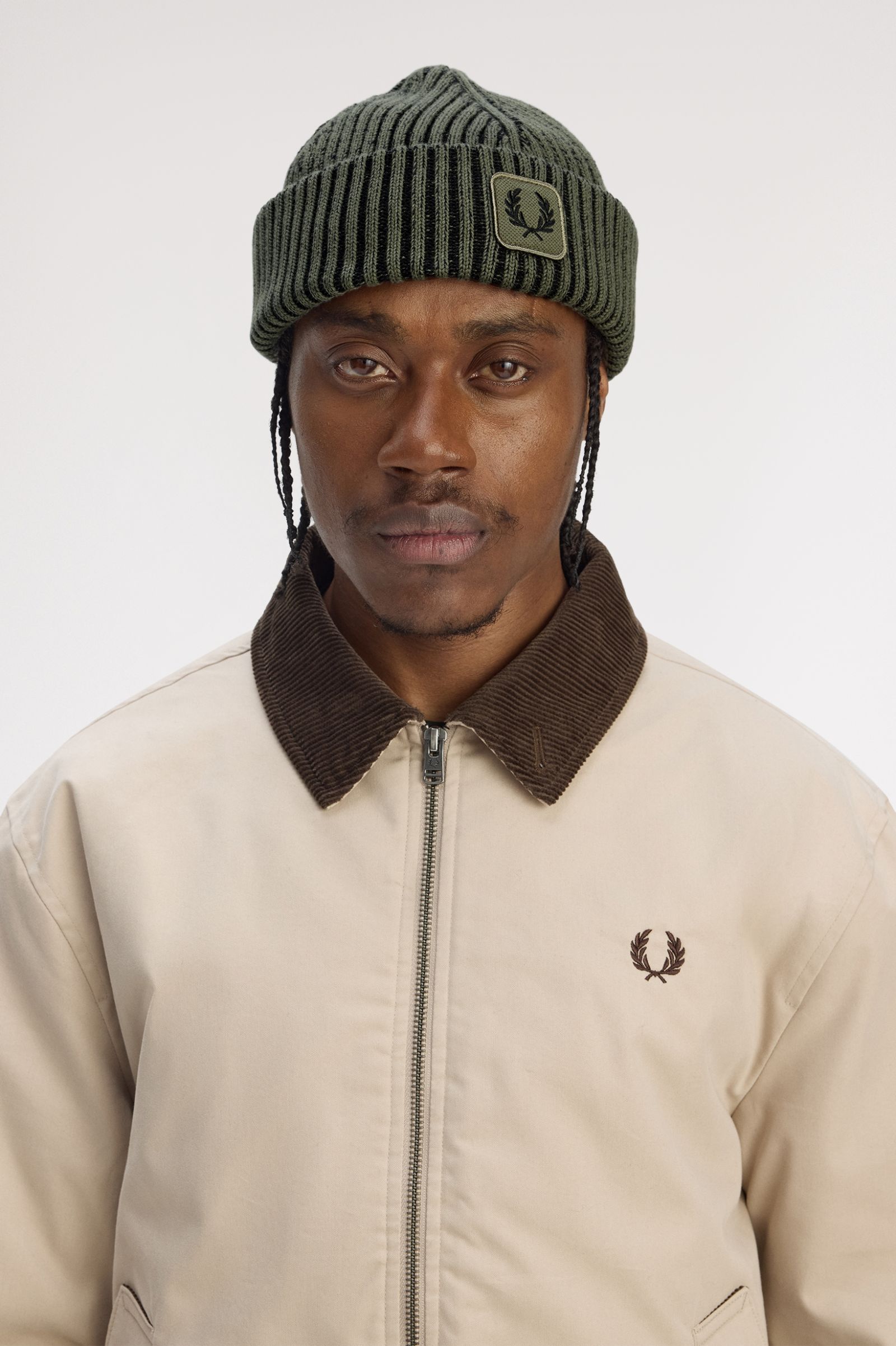 Cotton Ribbed Beanie Fred Perry AW25 - Laurel Wreath Green / Black