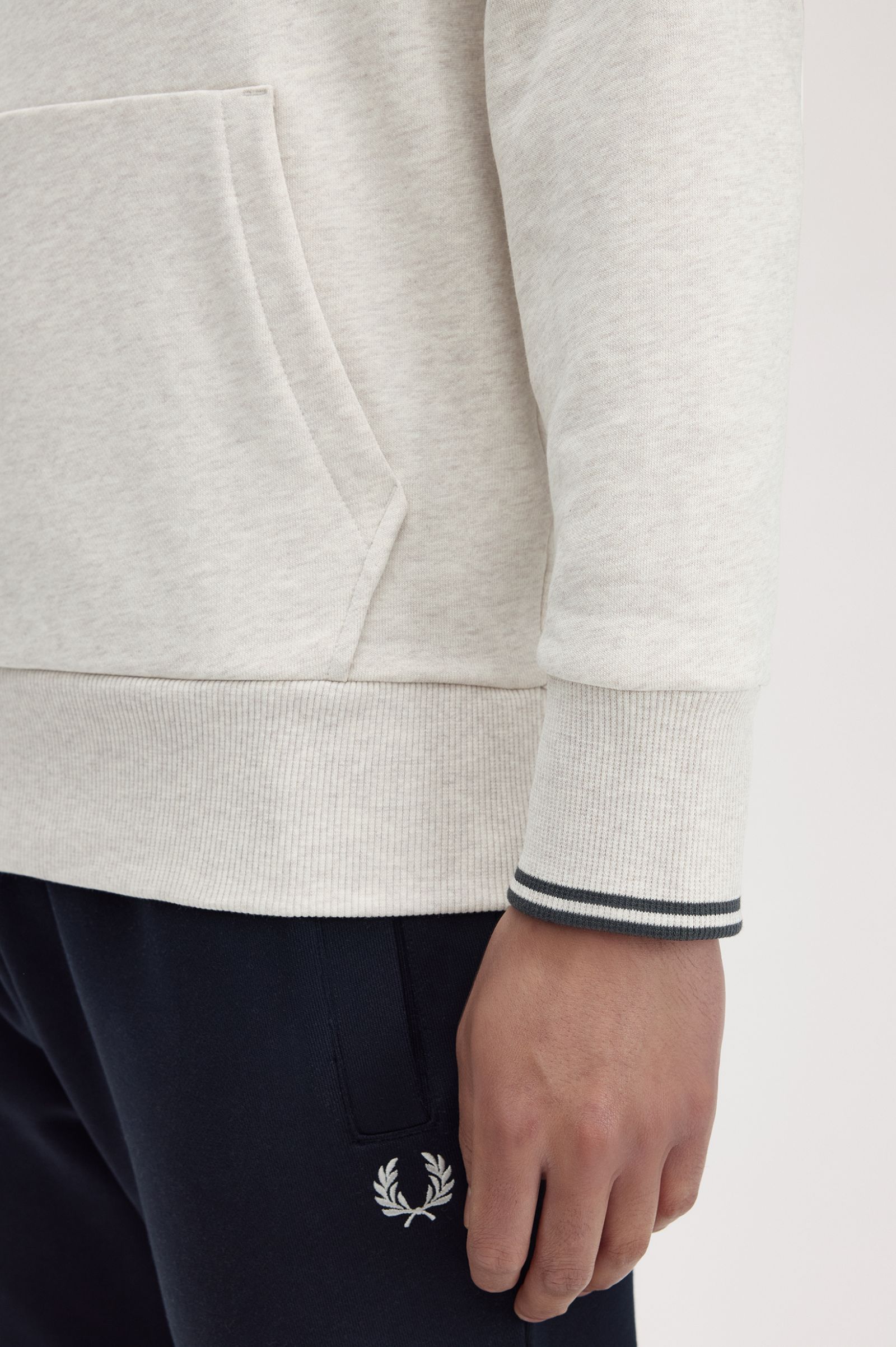 Tipped Hooded Sweatshirt Fred Perry AW25 - Porridge Marl / Anchor Grey
