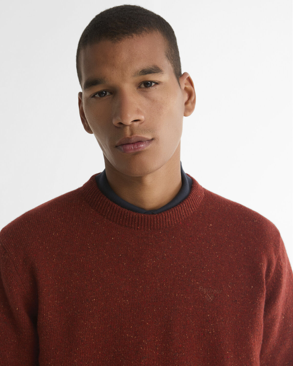 Barbour – Essential Tisbury Crew – Russet
