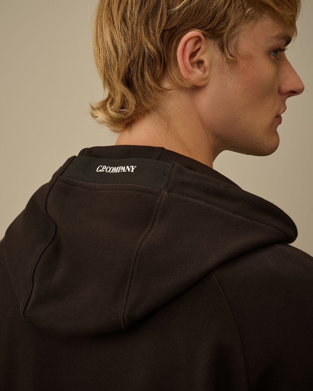 Diagonal Raised Fleece Hooded Full Zip Sweatshirt CP Company® AW25 - Black