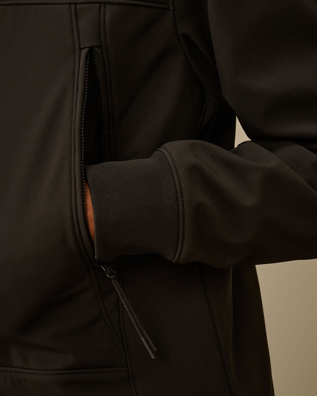 C.P. Shell-R Goggle Jacket CP Company® AW25 - Black