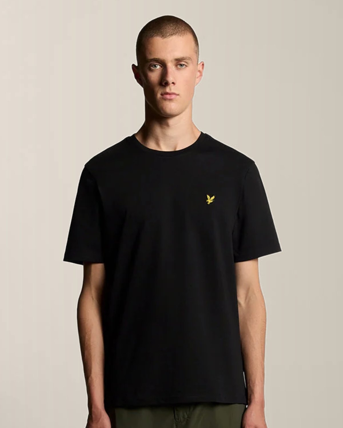 T-shirt uomo - Lyle & Scott indossata