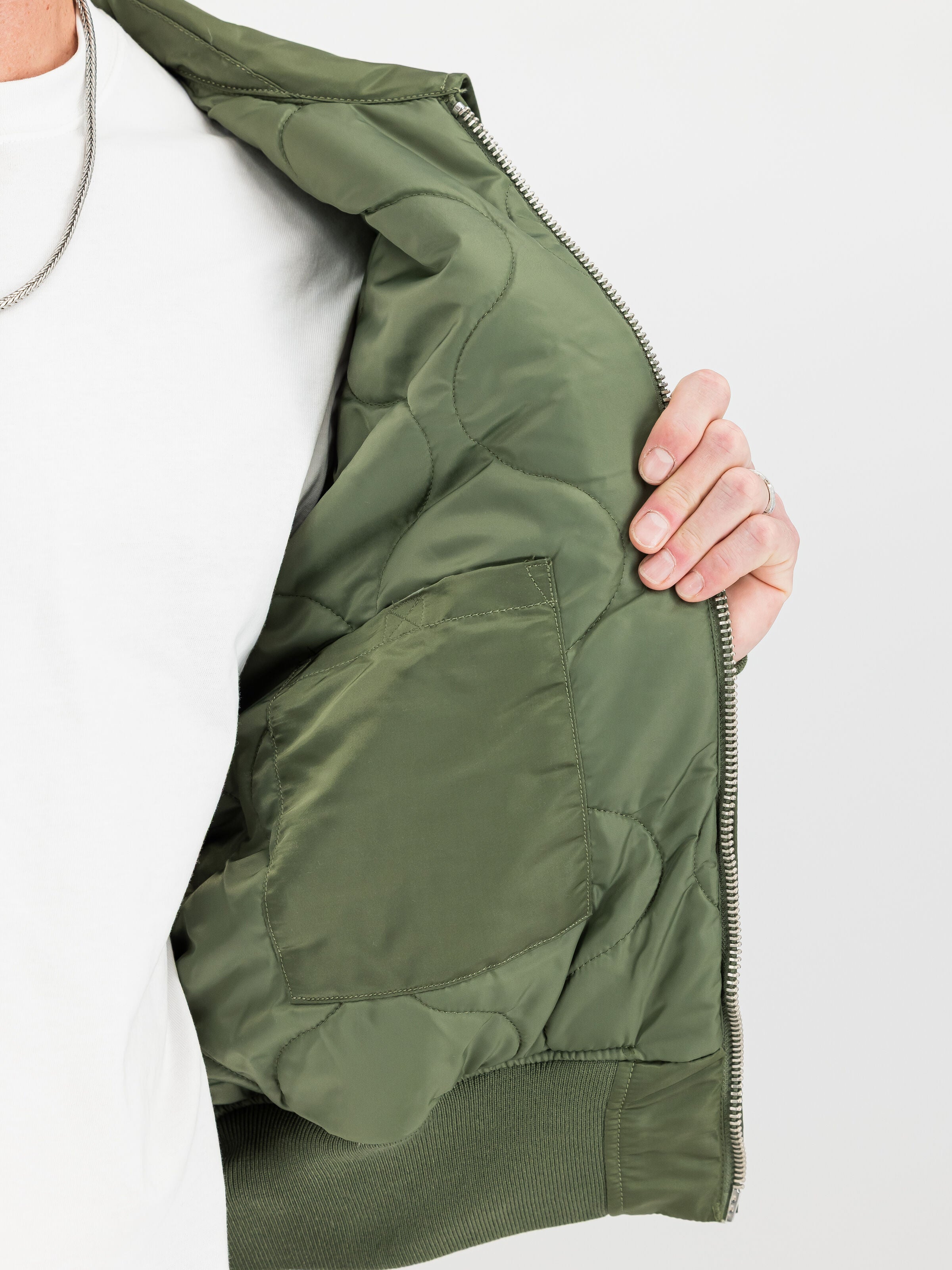 CWU-45 Heritage Bomber Jacket Alpha Industries AW25 - Sage Green