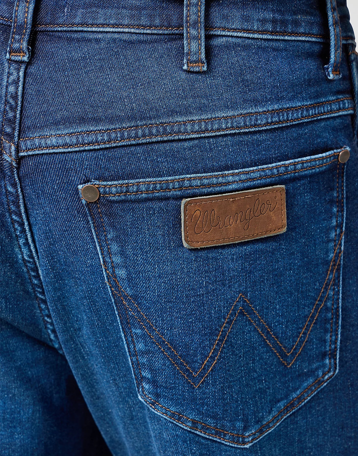 Jeans Wrangler River Dark Trails