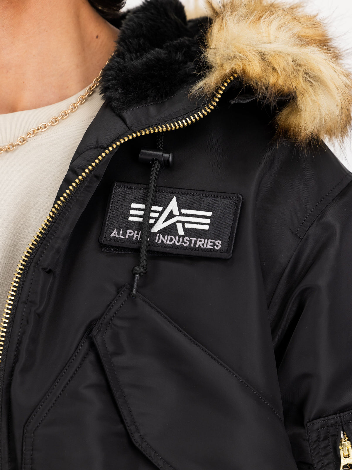 Alpha Industries – 45/P Hooded Bomber Jacket – Black