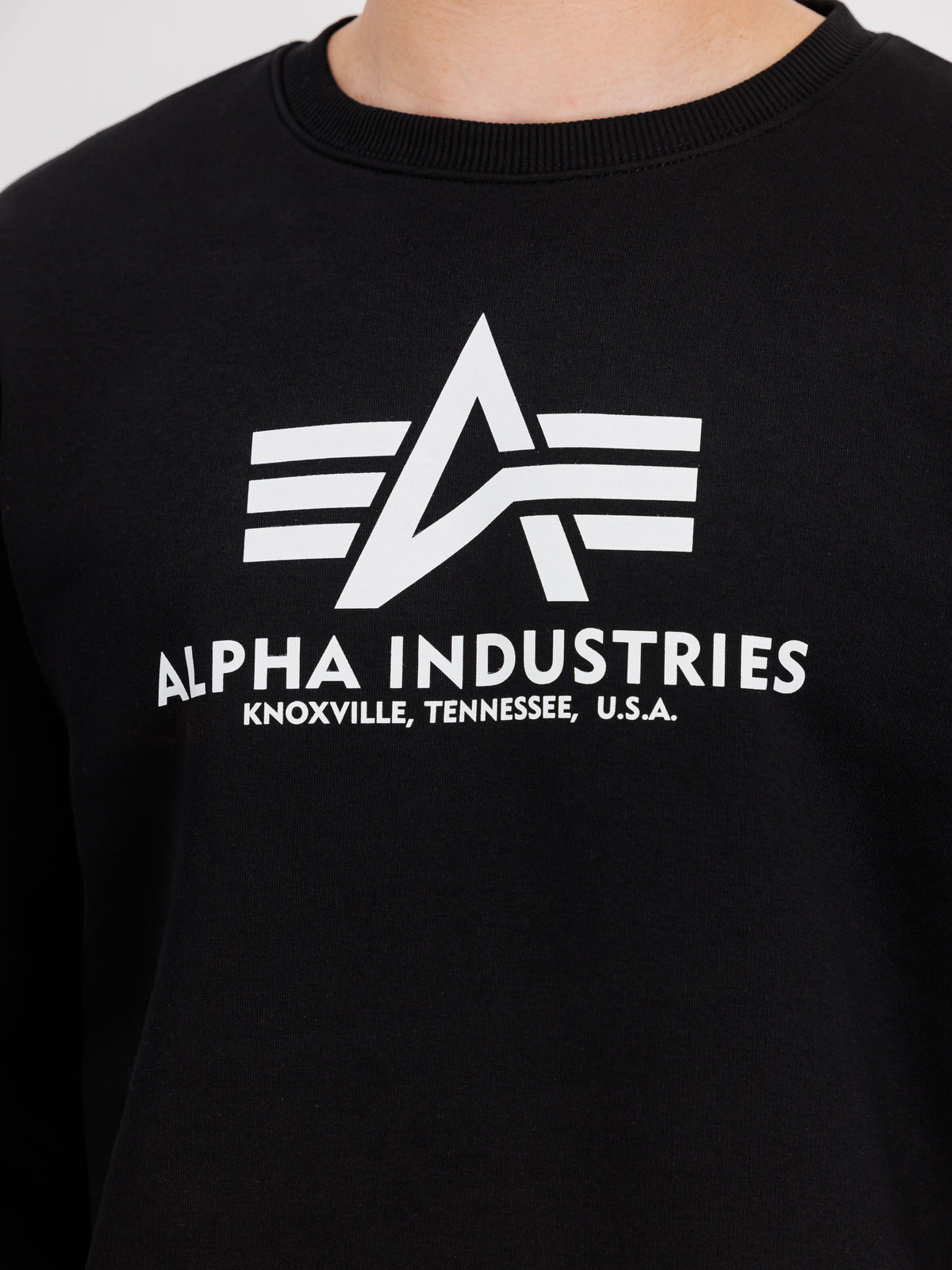 Alpha Industries – Basic Big Logo Sweatshirt – Black