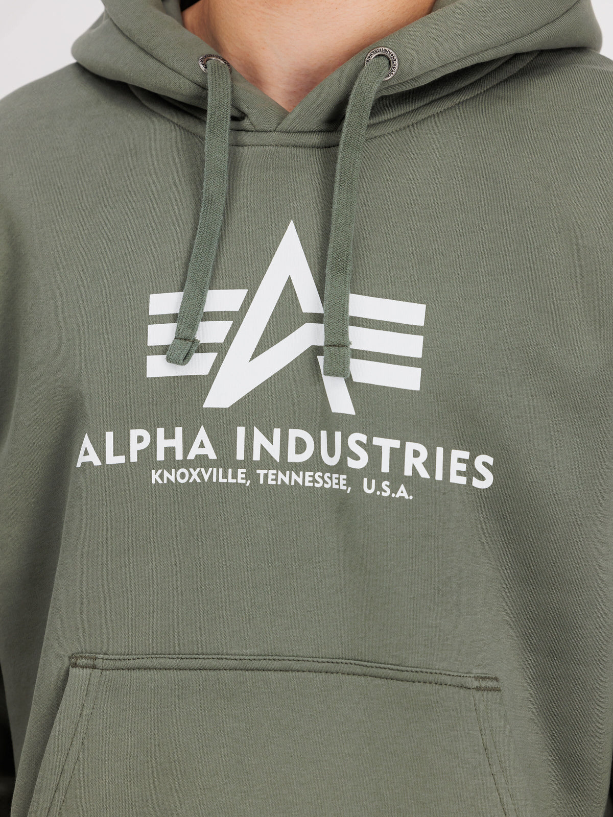 Alpha Industries – Basic Big Logo Hoodie – Dark Olive