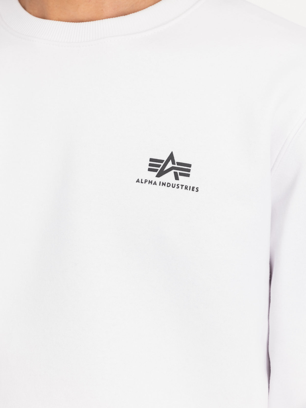 Alpha Industries – Basic Small Logo Sweatshirt – White