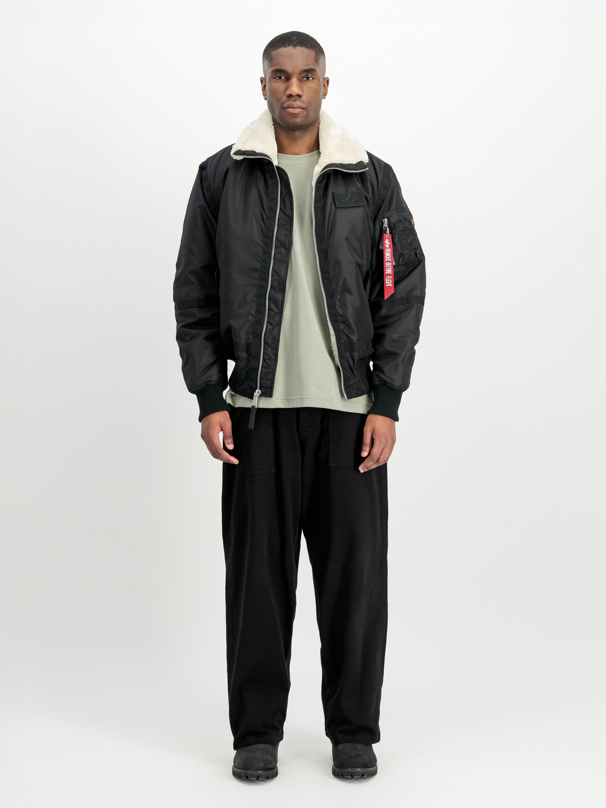 Alpha Industries – B-15 III TT Two Tone Bomber Jacket – Black/Beige