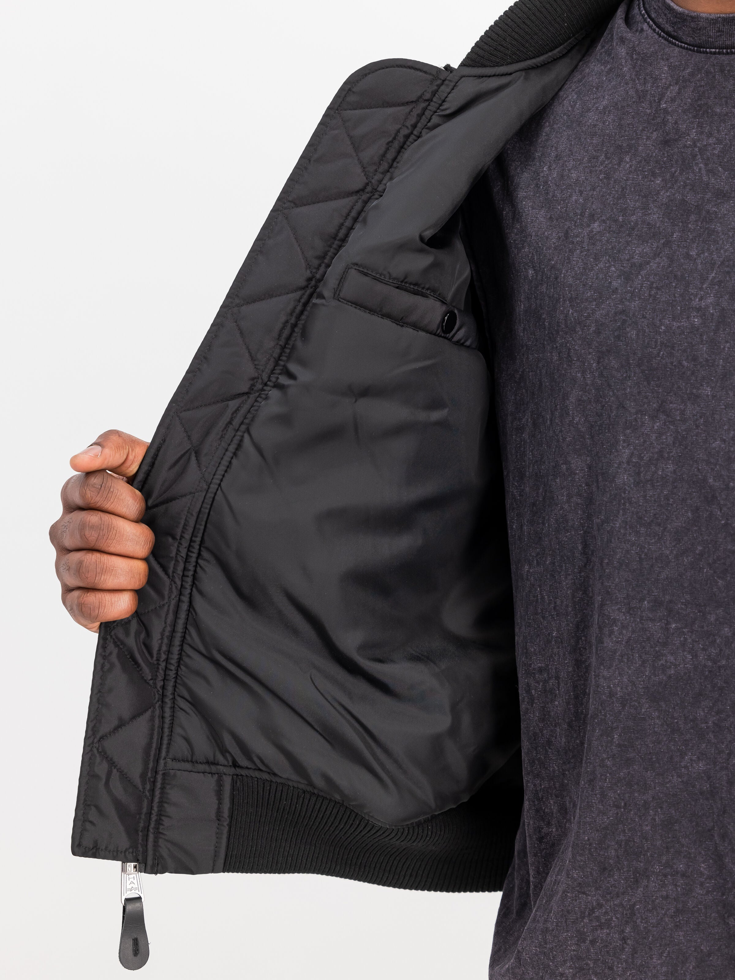 MA-1 Camo Back Embroidery Bomber Jacket Alpha Industries AW25 - Black