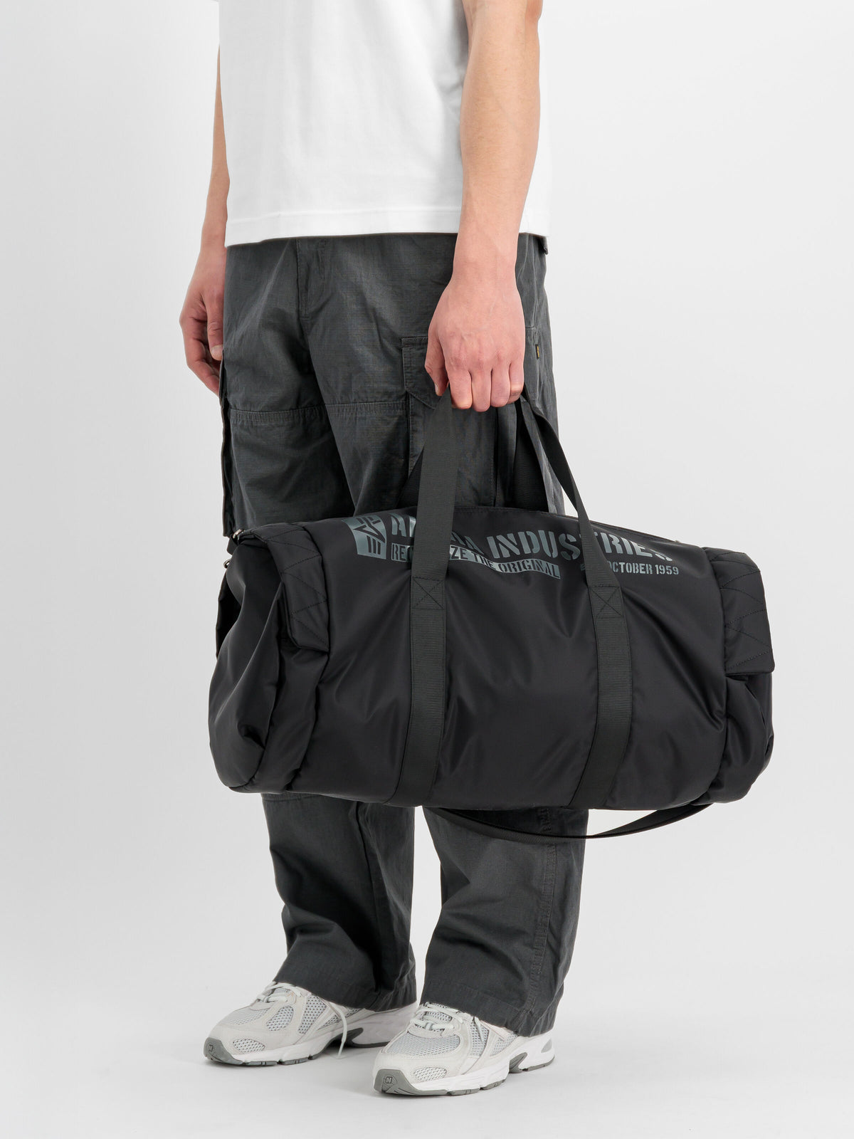 Alpha Industries – MA-1 Gym Bag – Black