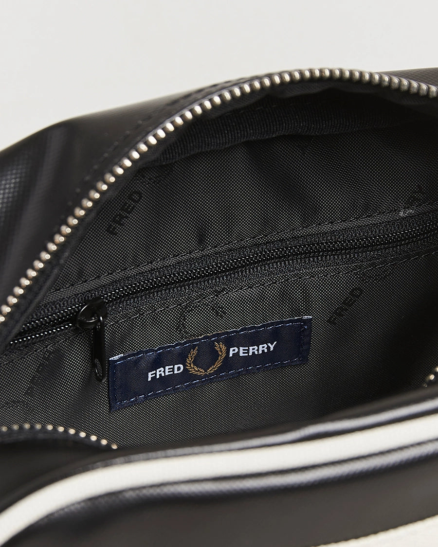 FP Coated Polyester Wash Bag Fred Perry - Black / Ecru