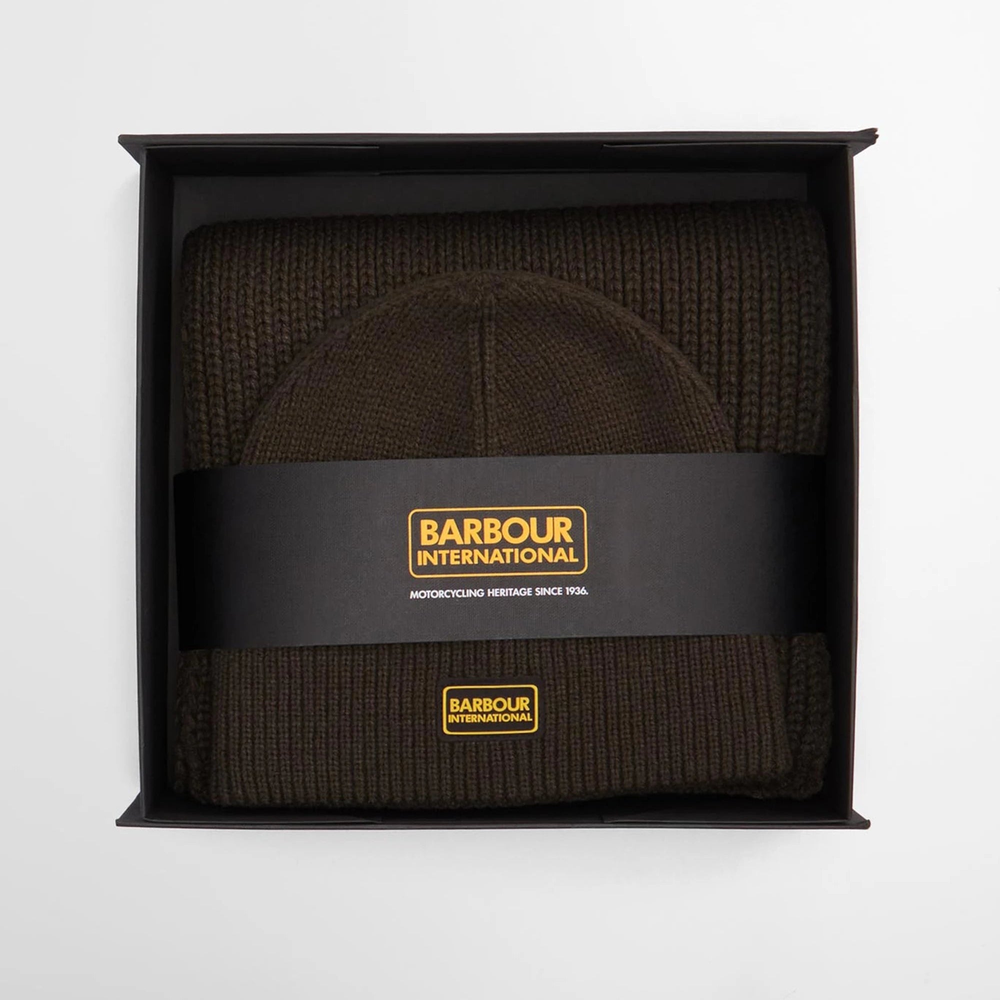 Sweeper Legacy Beanie & Scarf Gift Set AW25 Barbour International - Sage