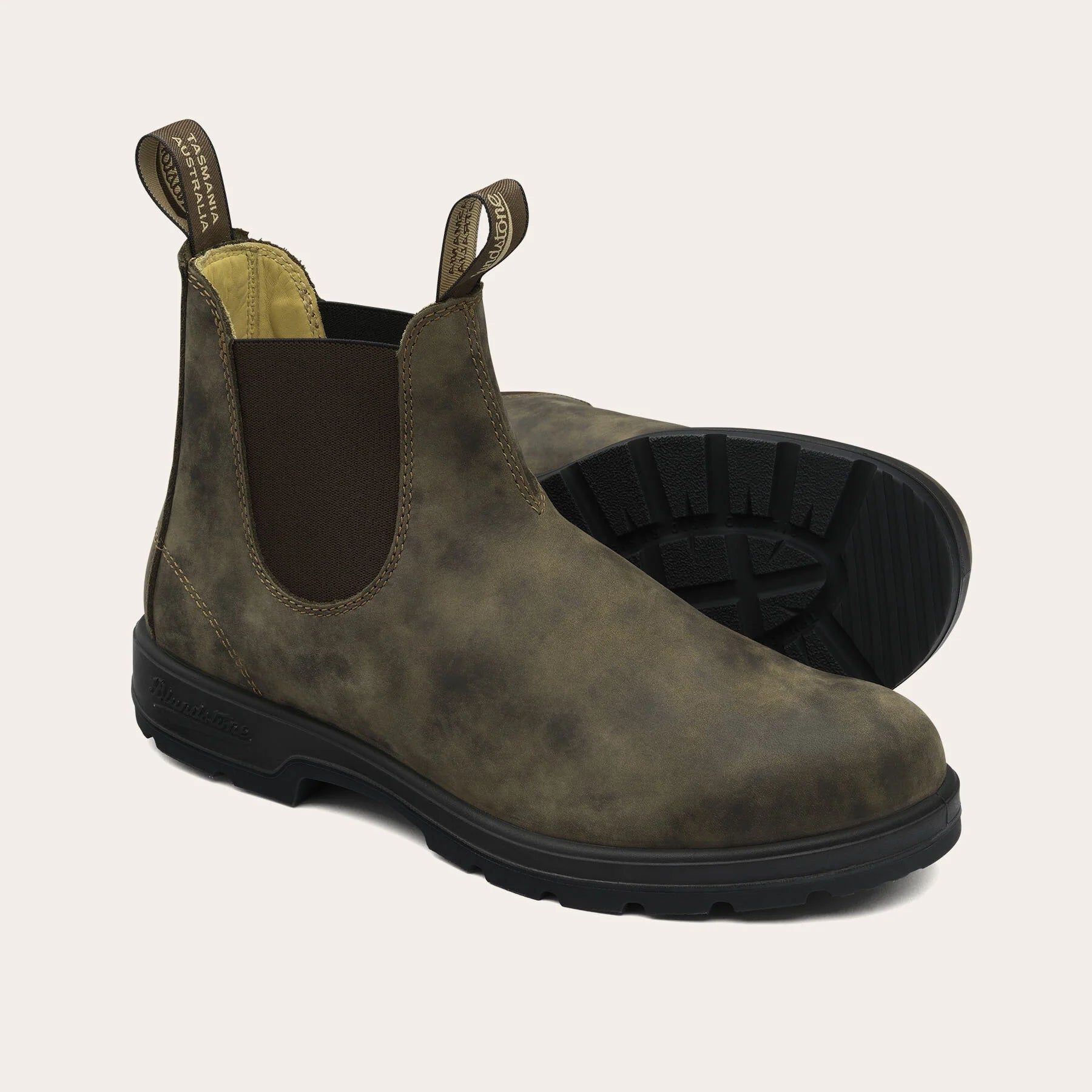 585 Rustic Brown Chelsea Boot Waxed Nubuck Leather FW25 Blundstone - Rustic Brown