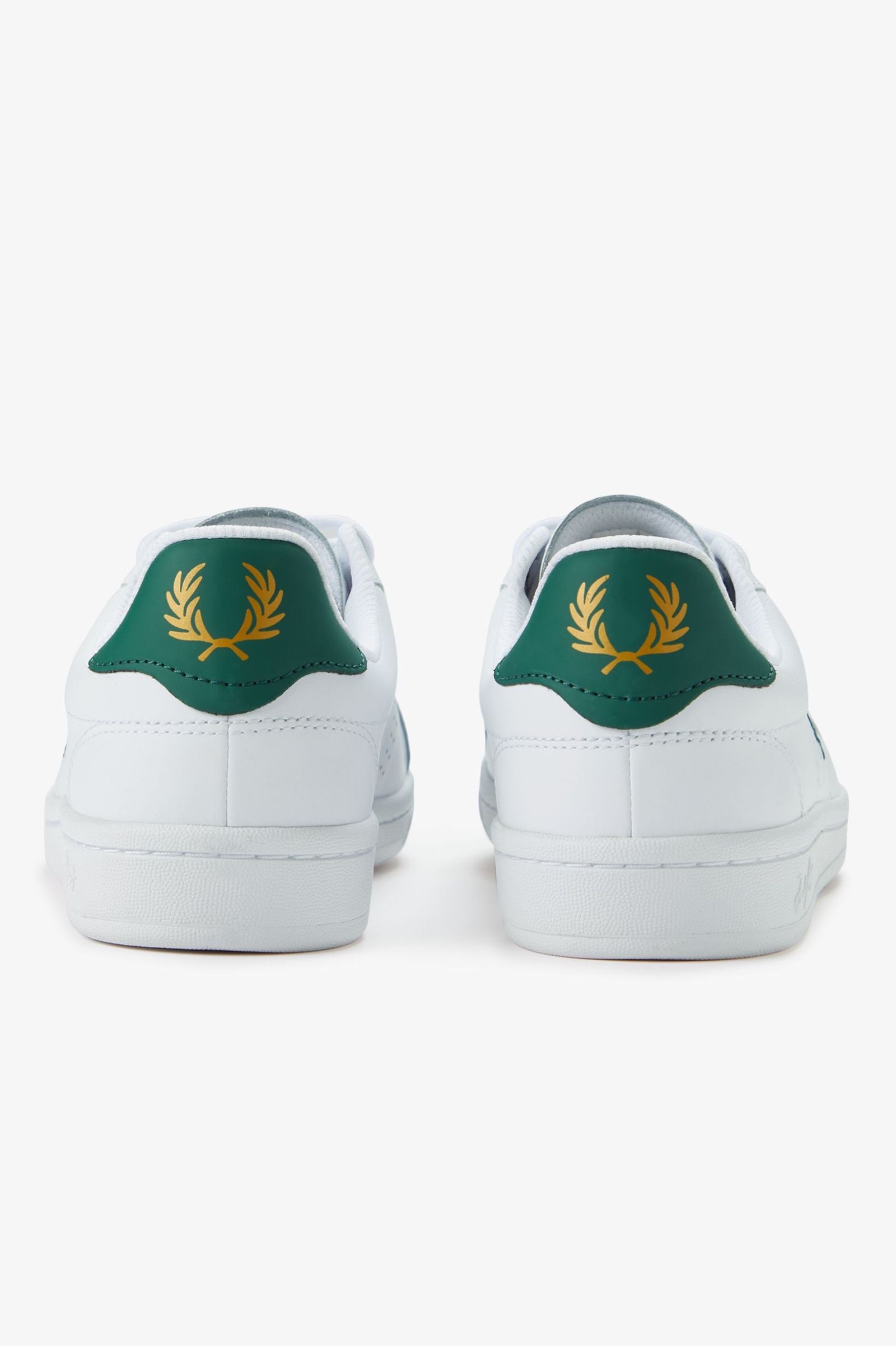 B721 Leather Fred Perry AW25 - White