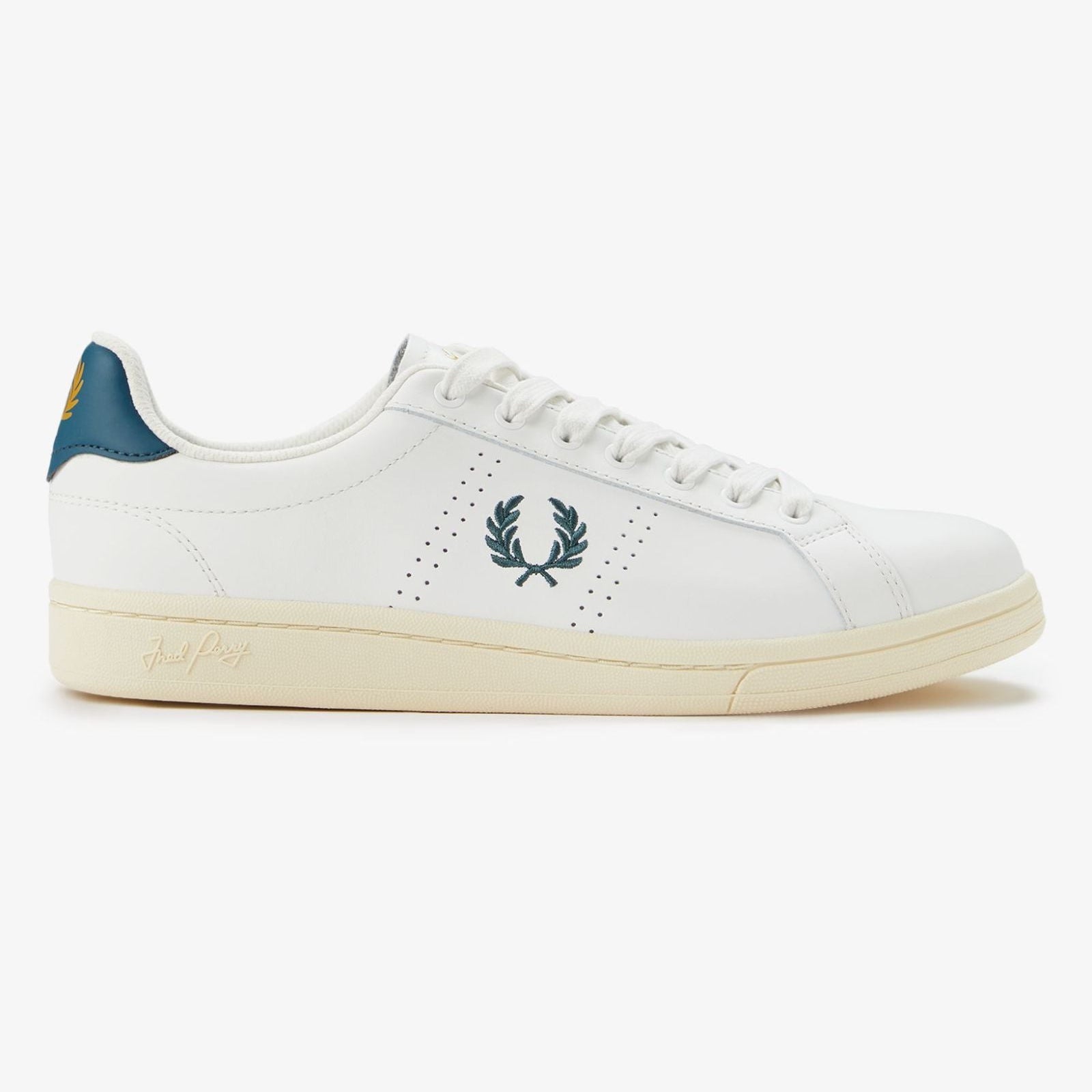 B721 Leather Fred Perry AW25 - Snow White