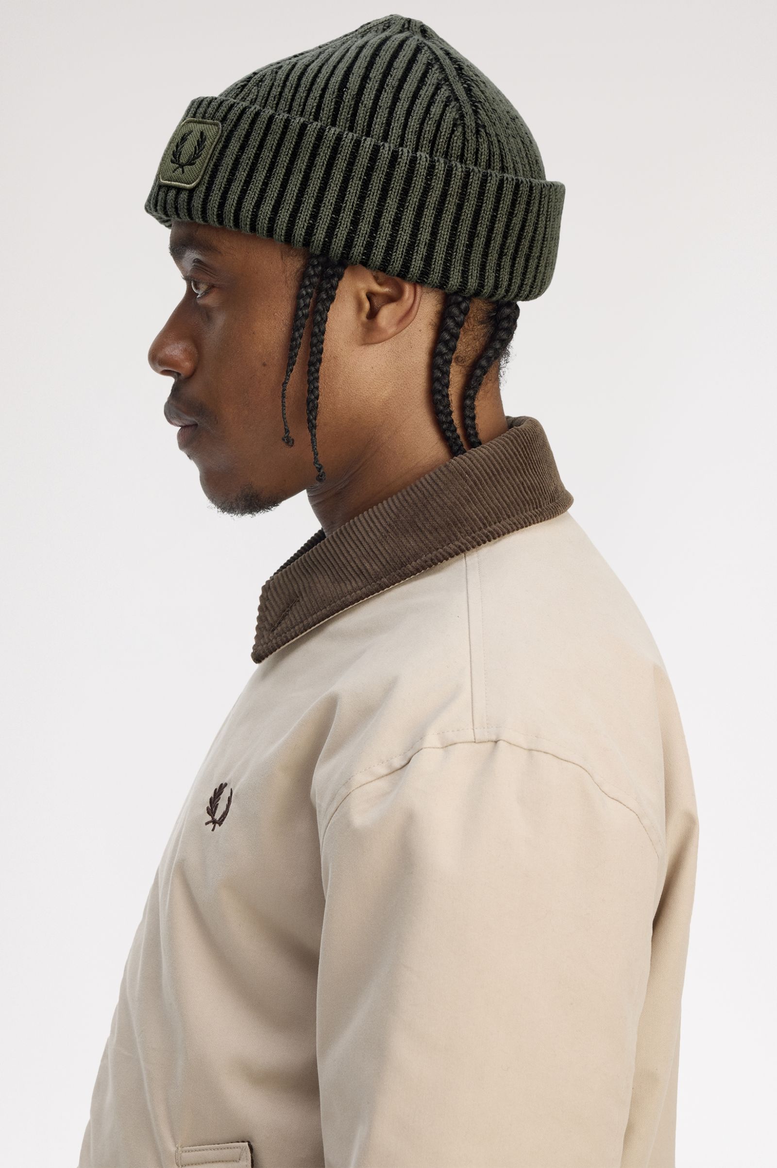 Cotton Ribbed Beanie Fred Perry AW25 - Laurel Wreath Green / Black