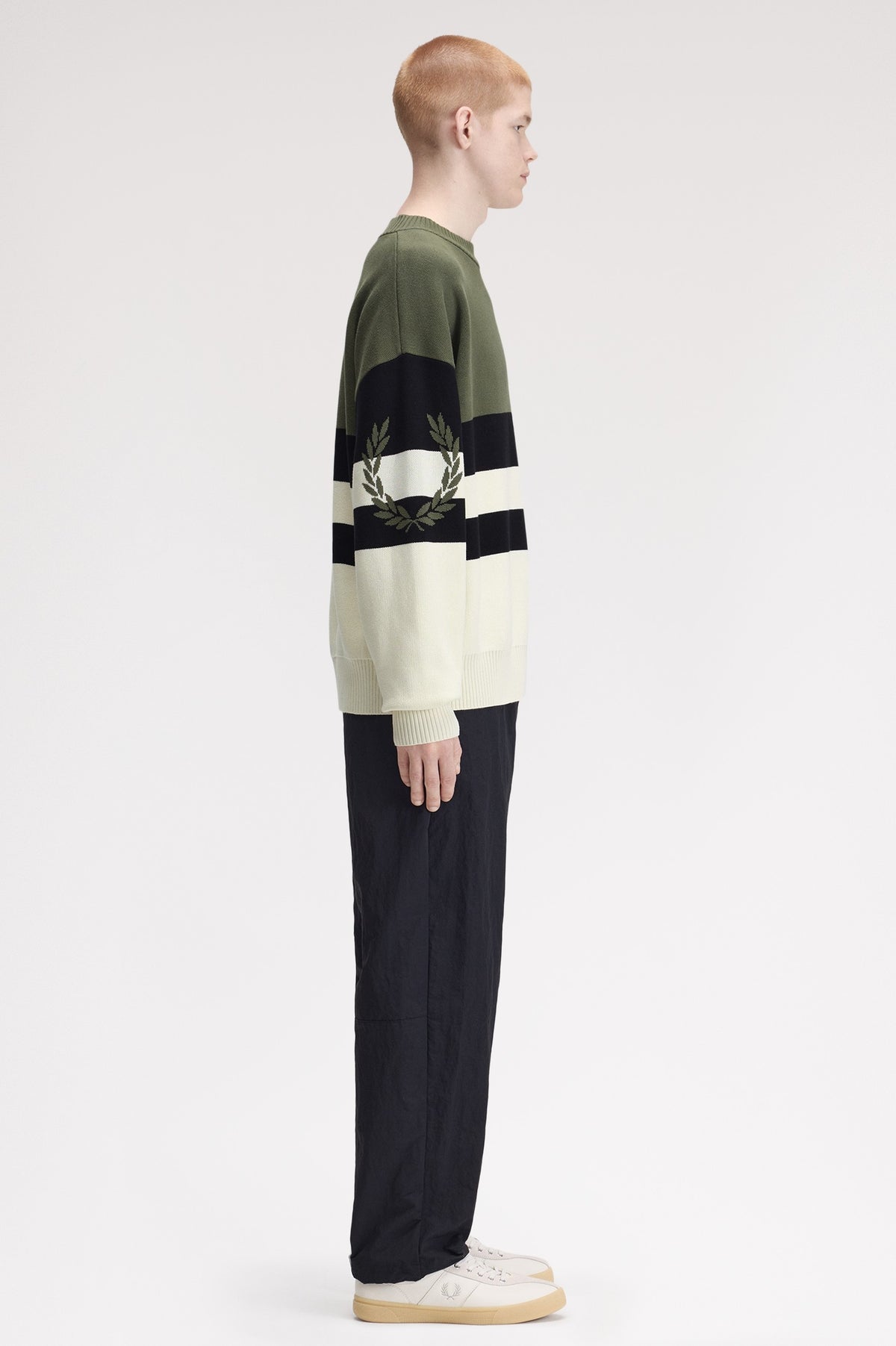 Fred Perry Tipped Graphic Jumper Laurel Wreath Green