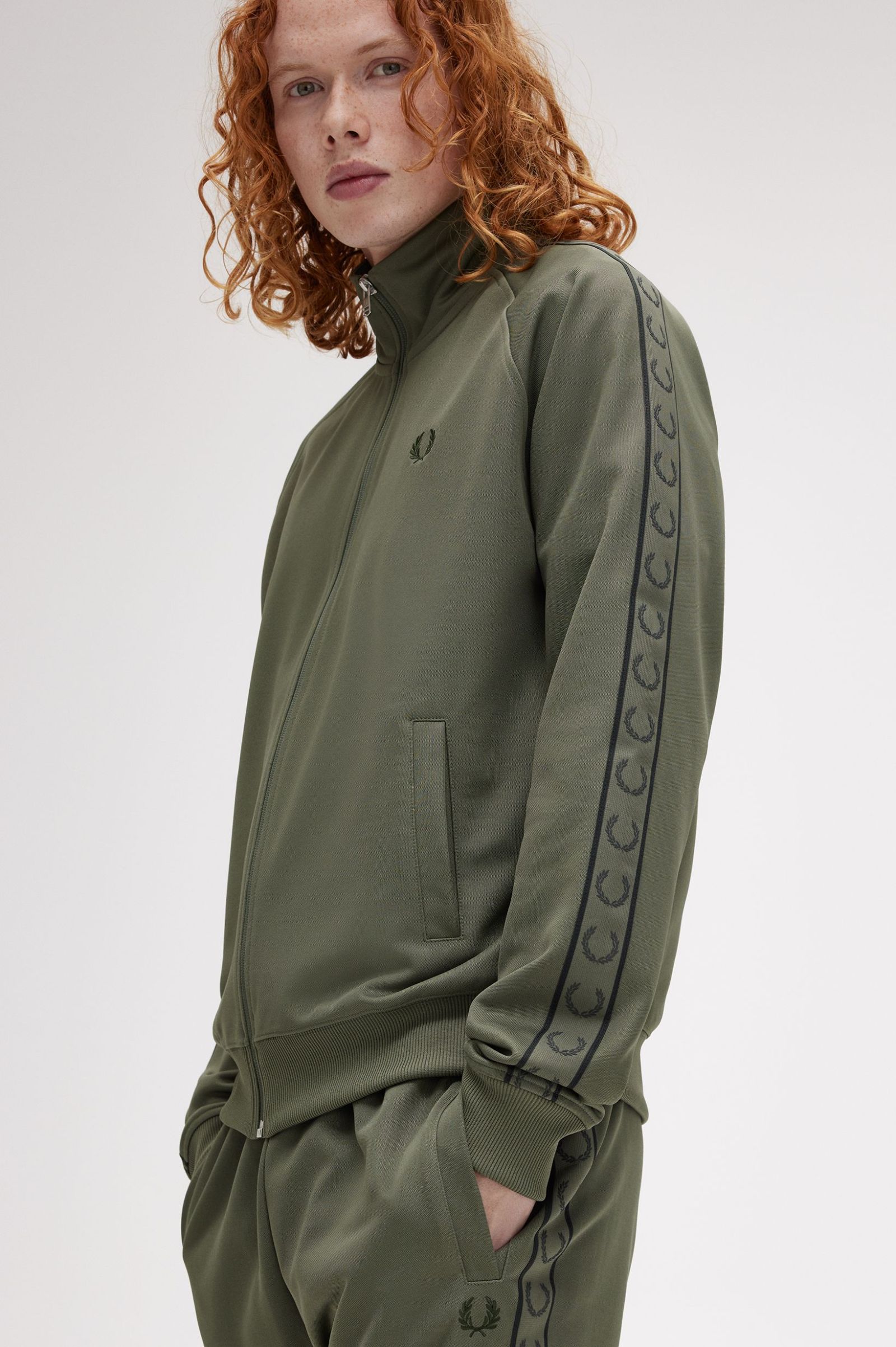 FP Contrast Tape Track Jacket Fred Perry - Laurel Wreath Green / Night Green