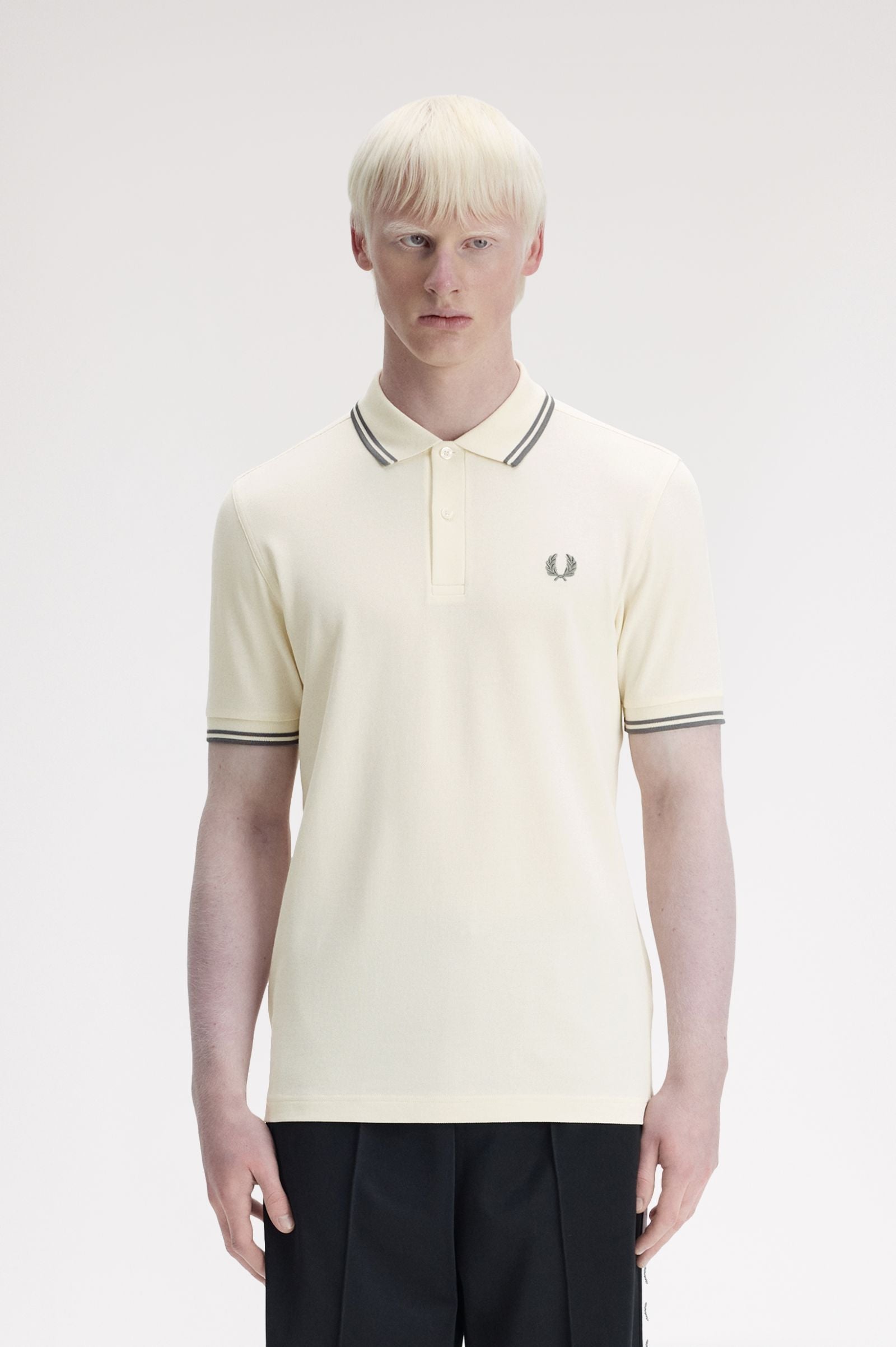 Fred Perry Twin Tipped Fred Perry Shirt - Ecru / Stockport Blue / Stockport Blue