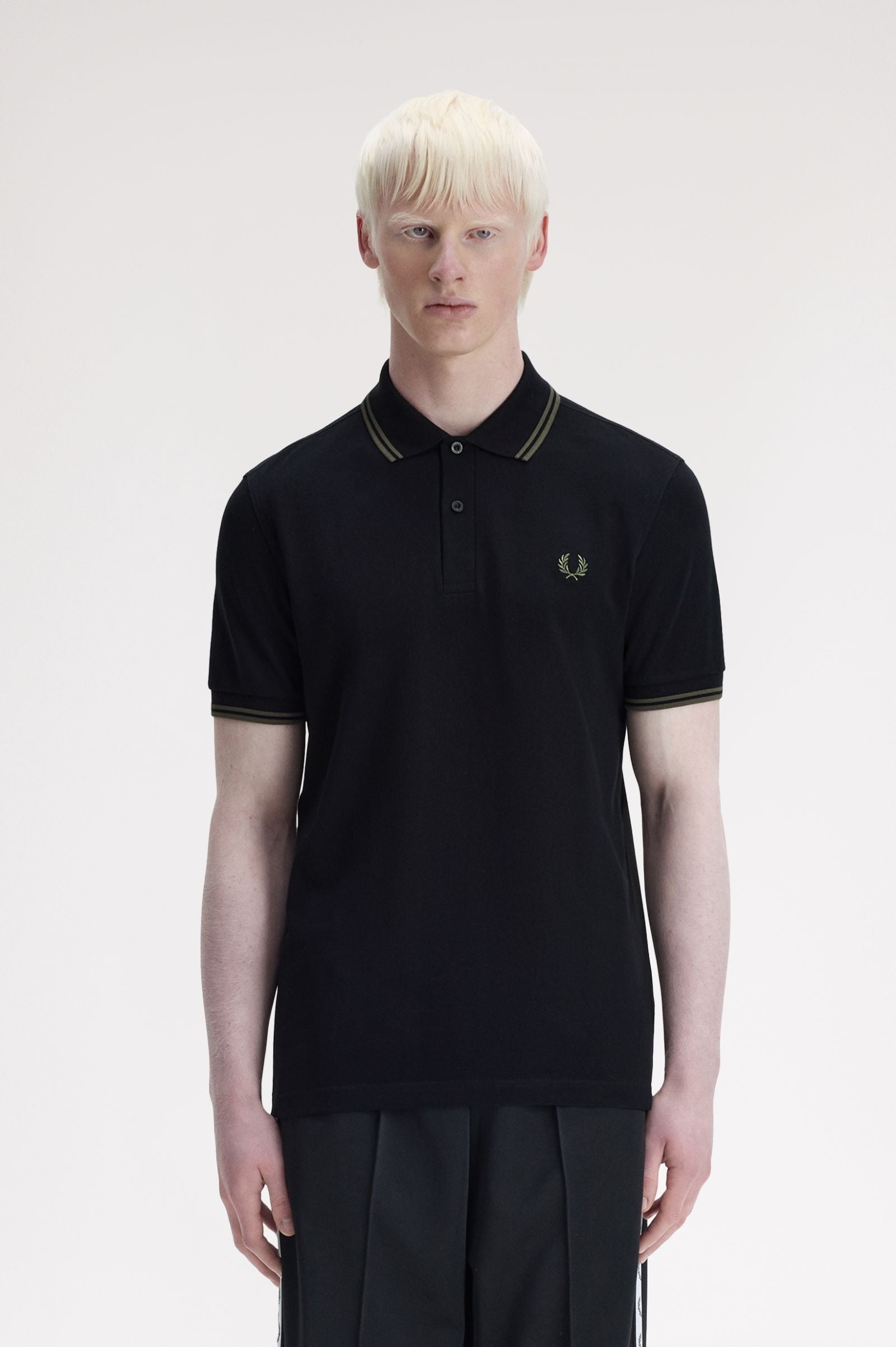 Fred Perry Twin Tipped Fred Perry Shirt - Black / Field Green / Field Green