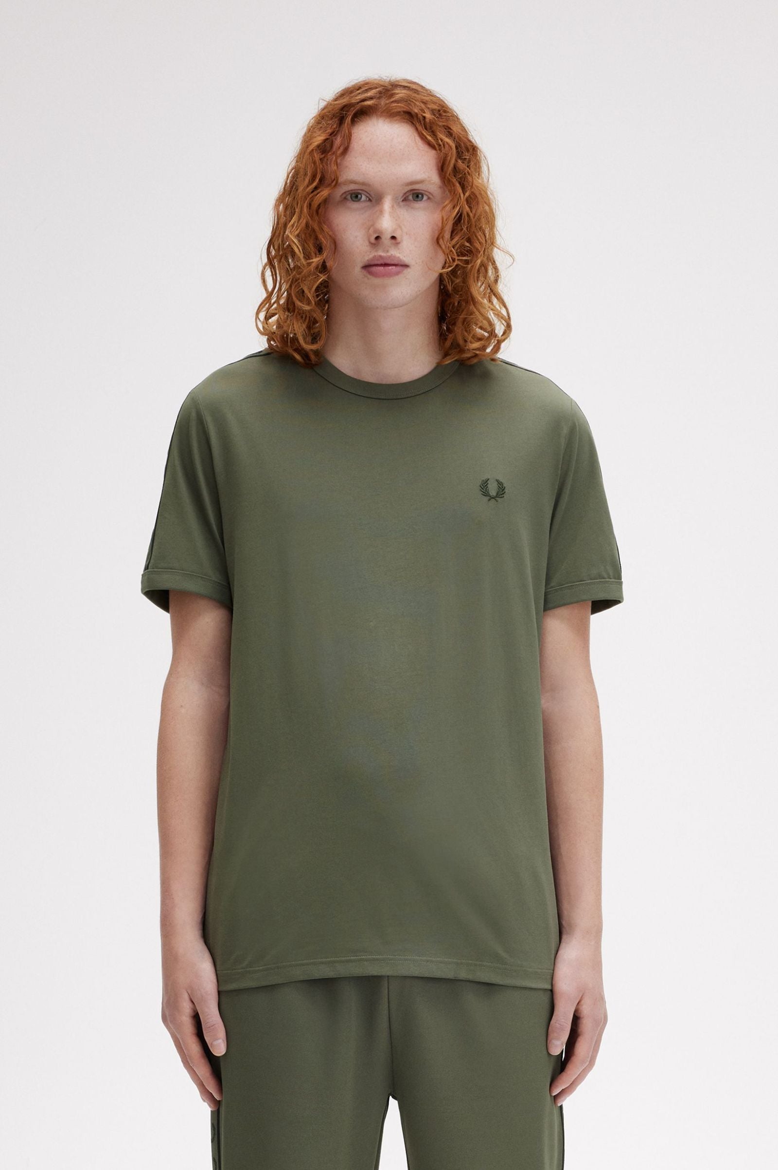 FP Contrast Tape Ringer T-Shirt Fred Perry - Laurel Wreath Green / Night Green