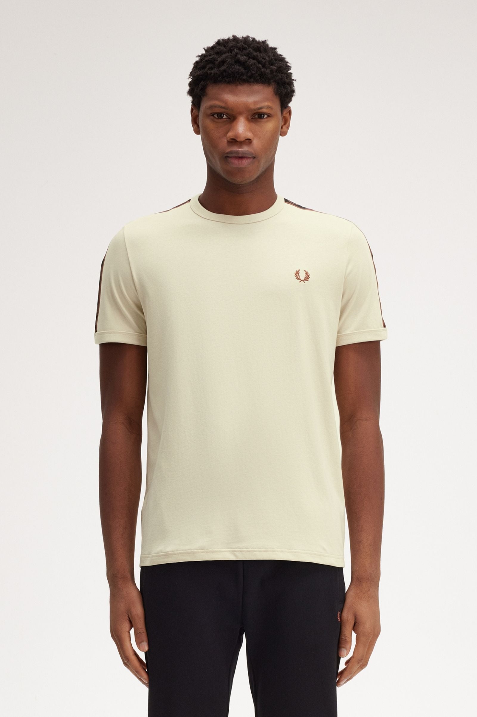 FP Contrast Tape Ringer T-Shirt Fred Perry - Oatmeal / Whisky Brown