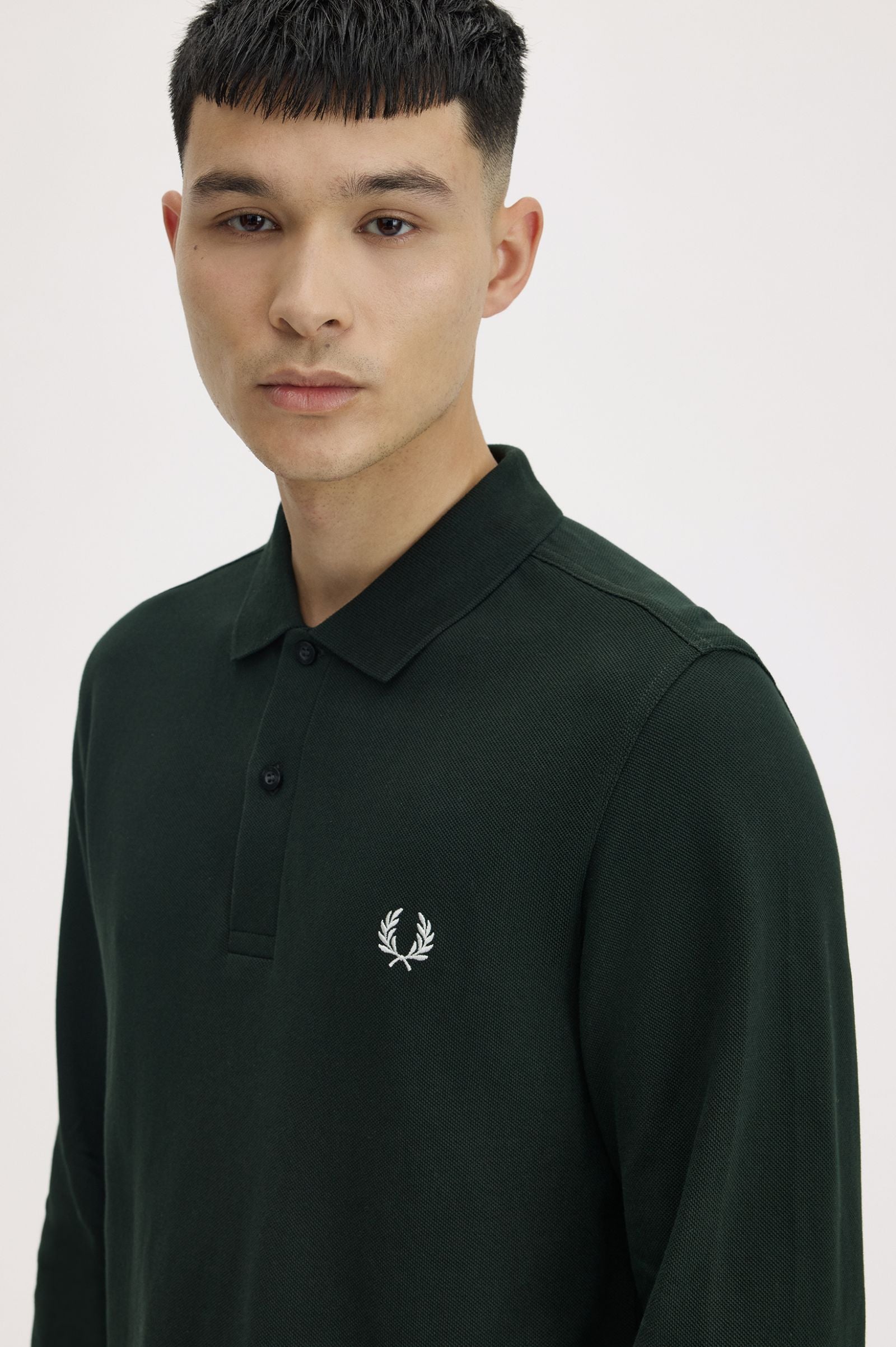 Long Sleeve Fred Perry Shirt AW25 - Nightgreen / Snow White