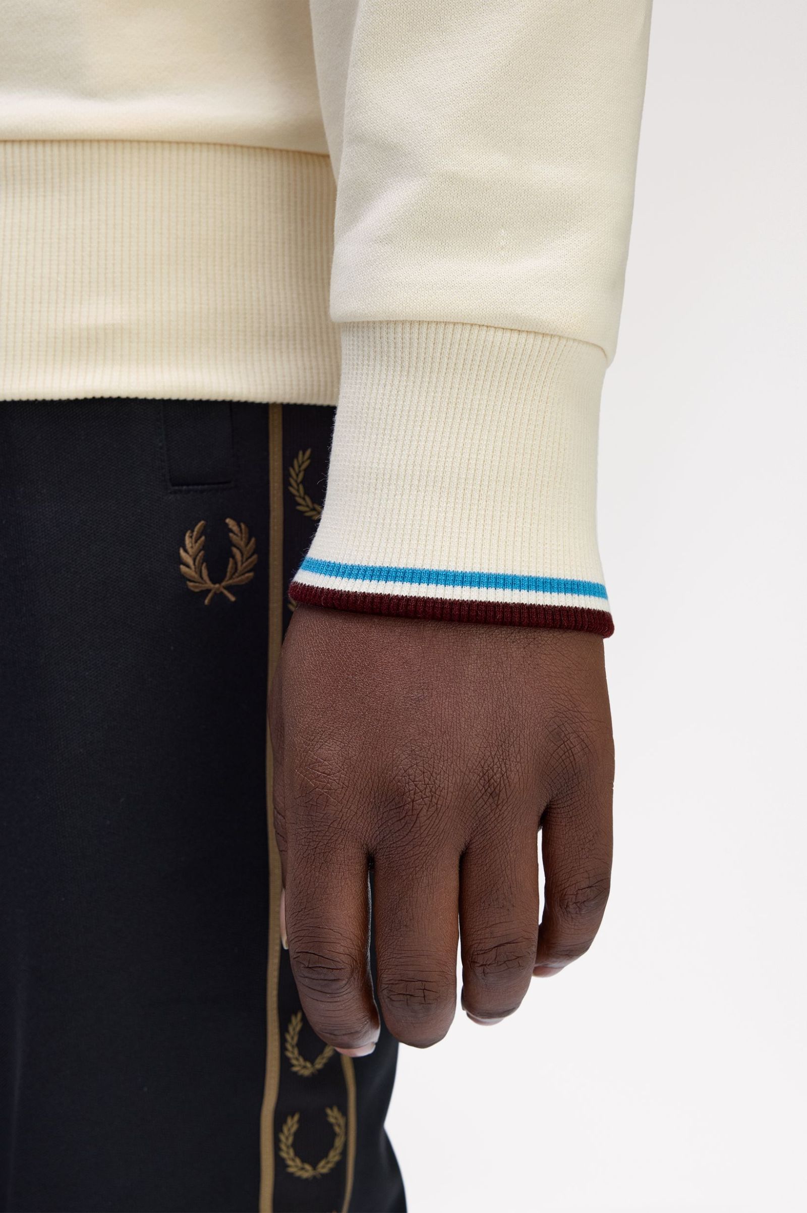Crew Neck Sweatshirt Fred Perry AW25 - Ecru / Court Blue / Oxblood
