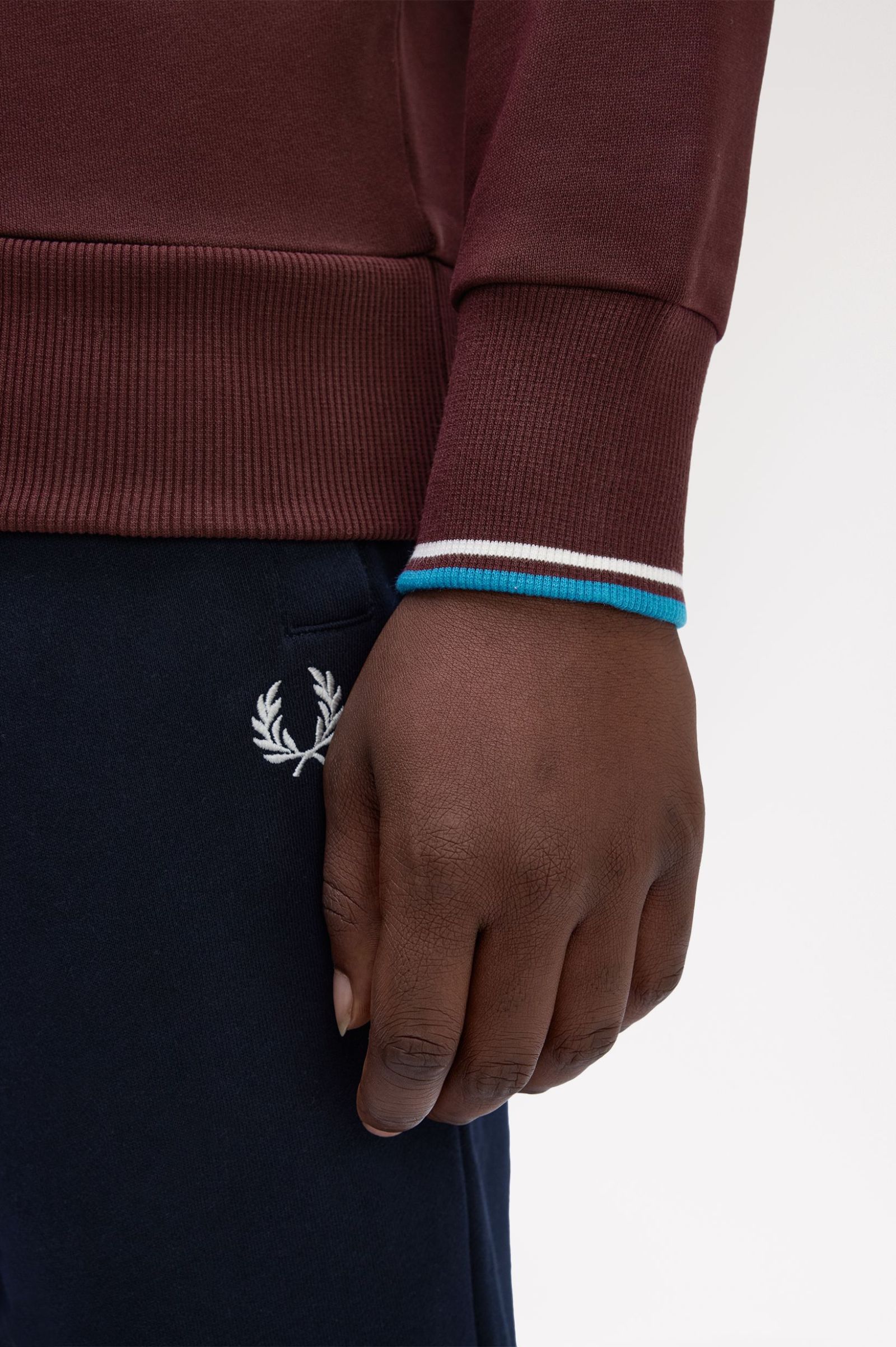 Crew Neck Sweatshirt Fred Perry AW25 - Oxblood / Ecru / Court Blue