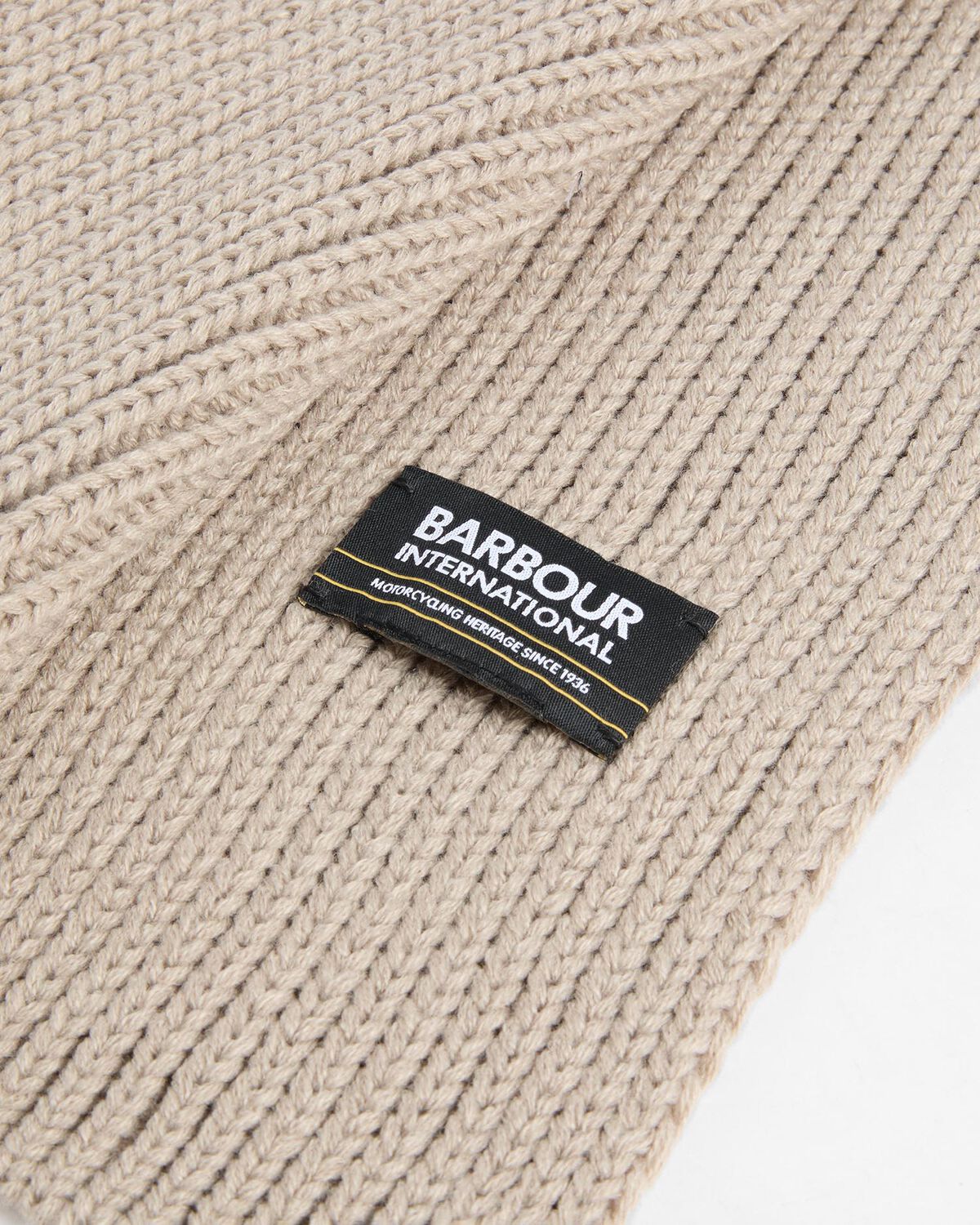 Barbour International – Sweeper Legacy Beanie Gift Set – Concrete