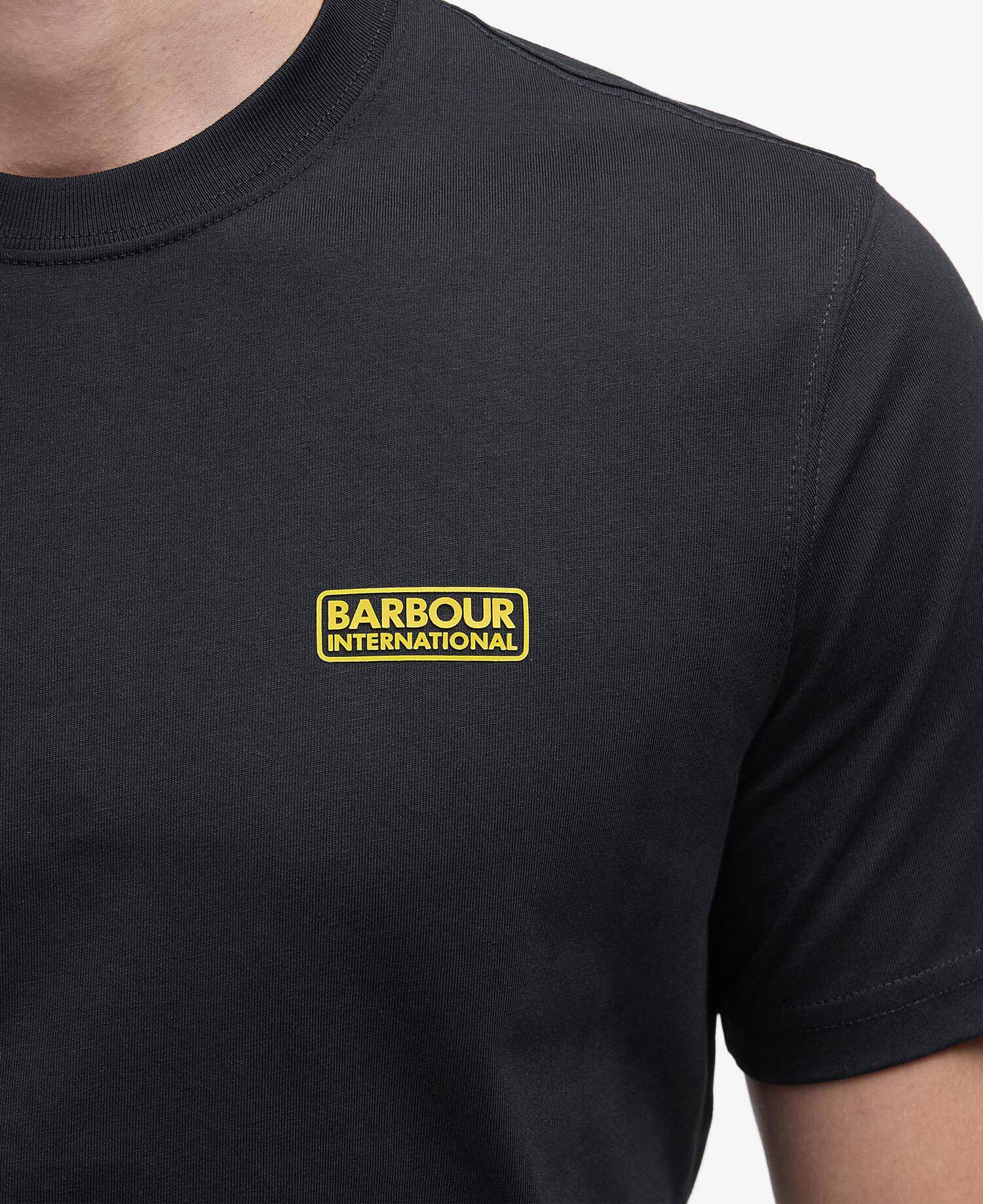 Small Logo T-Shirt SS26 Barbour International - Black / Yellow