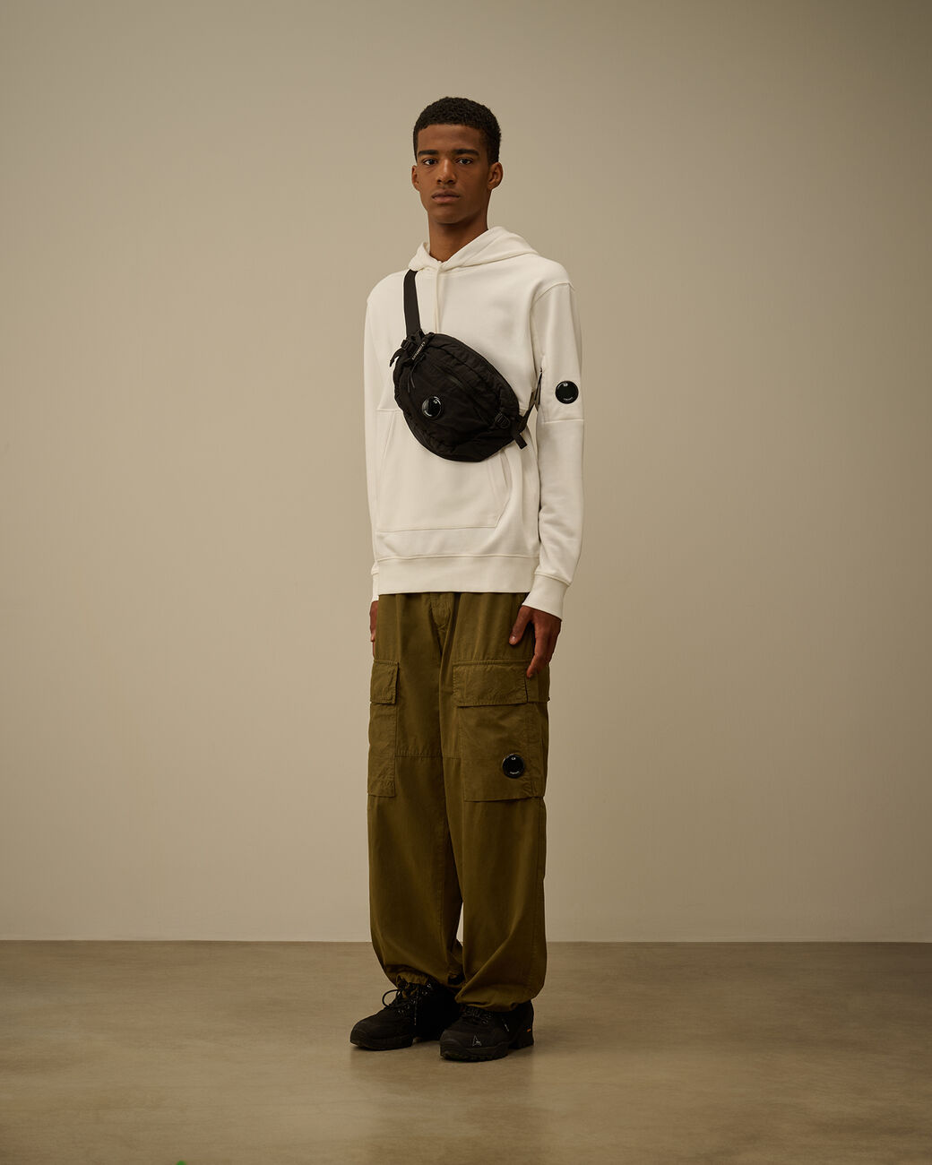 Diagonal Raised Fleece Hooded Lens Sweatshirt CP Company® AW25 - Gauze White