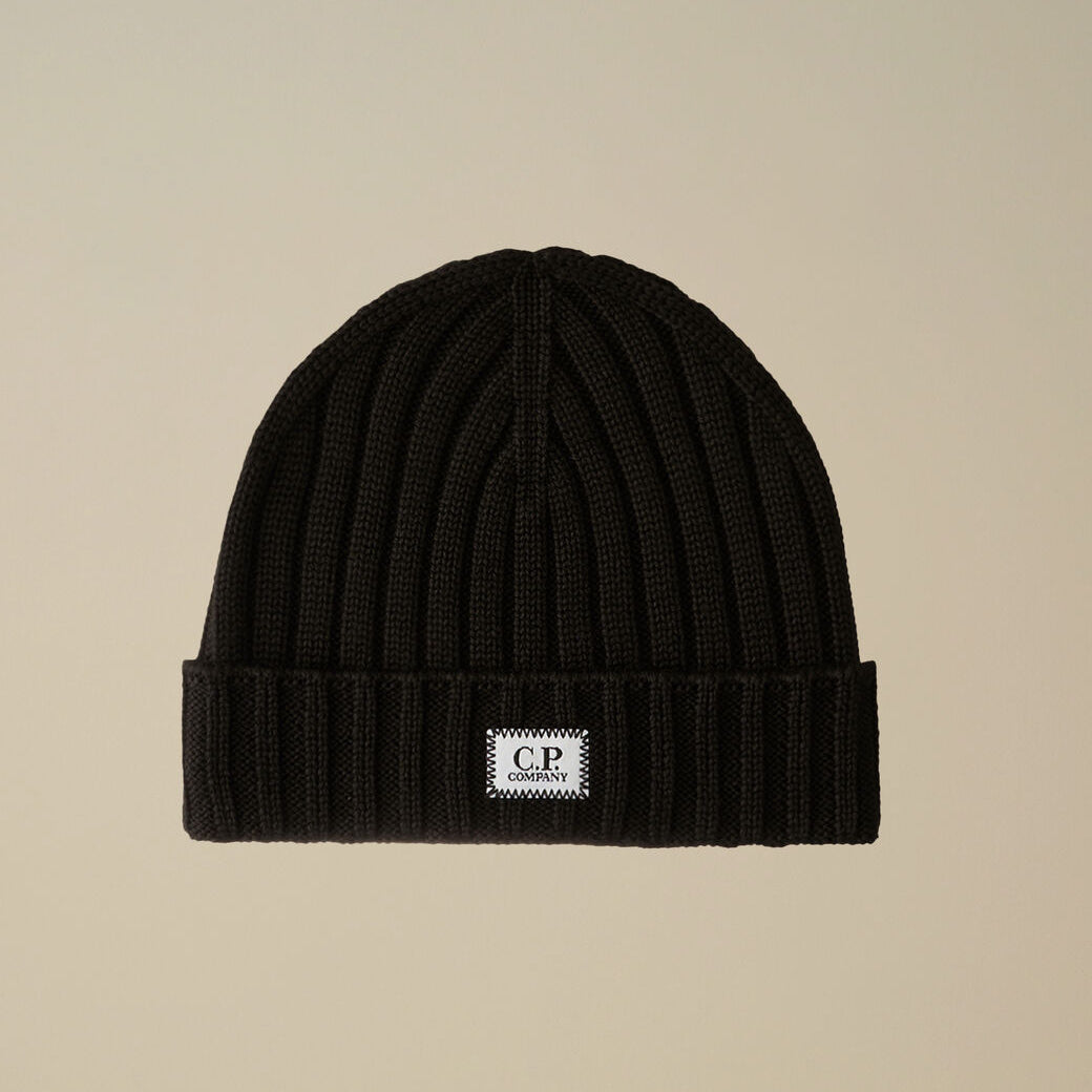 Extrafine Merino Wool Logo Beanie CP Company® AW25 - Black