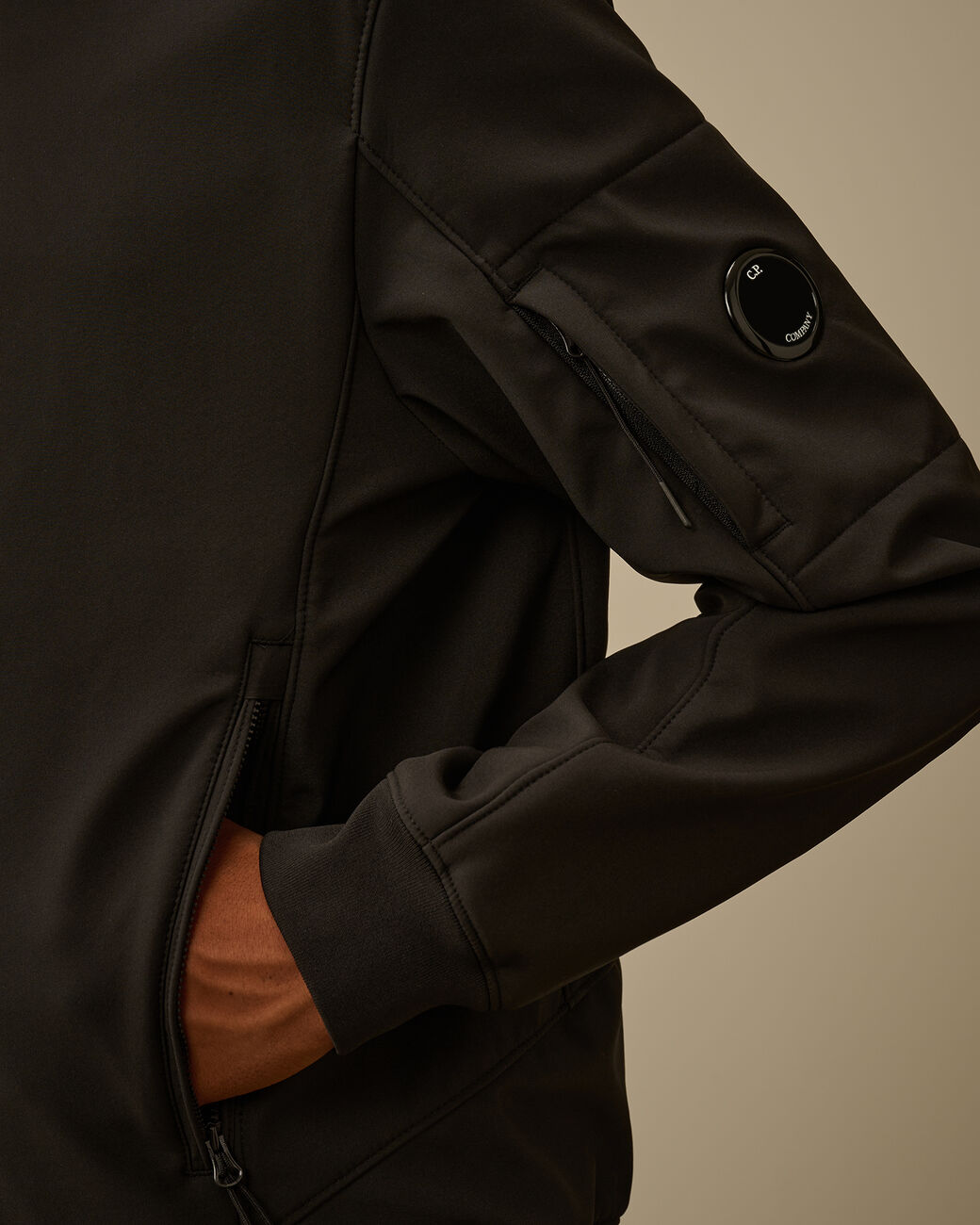 C.P. Shell-R Hooded Jacket CP Company® AW25 - Black