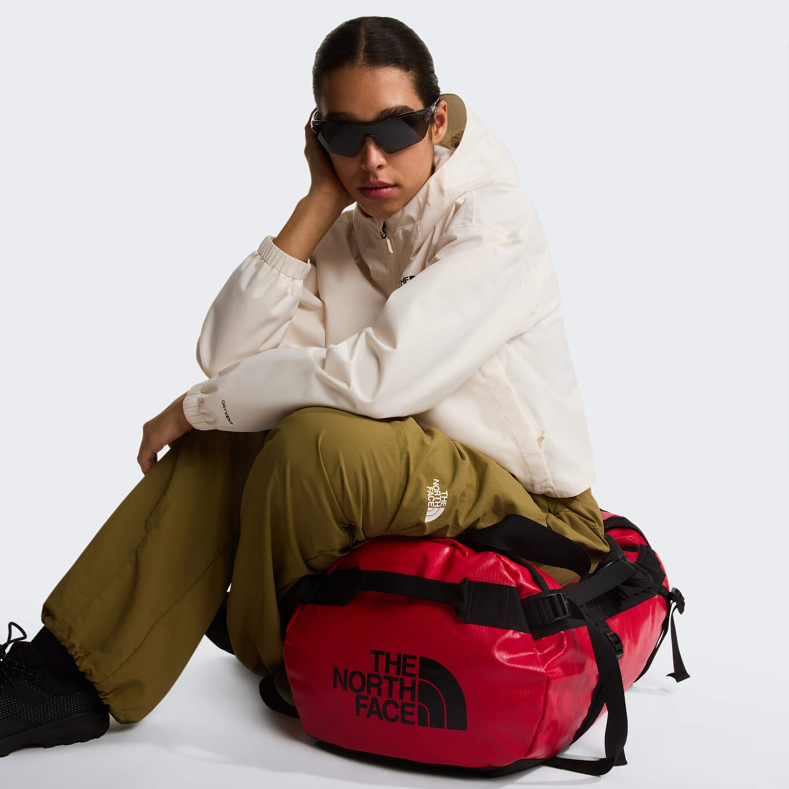 Women's Quest DryVent™ Cropped Jacket The North Face - White Dune