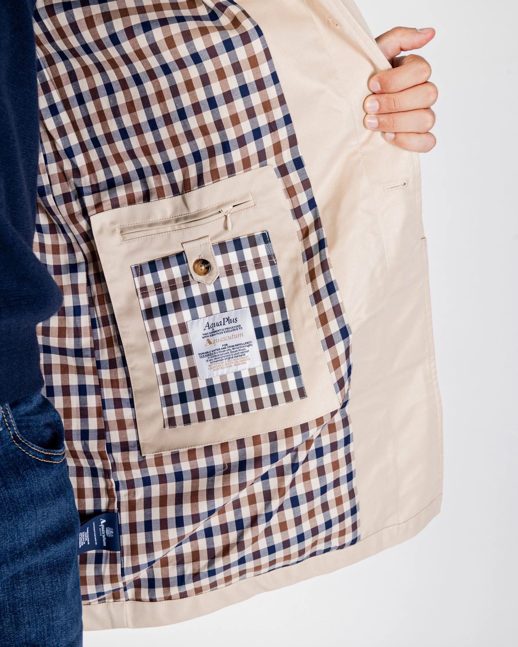 Archival Mac Coat Aquascutum AW25 - Beige