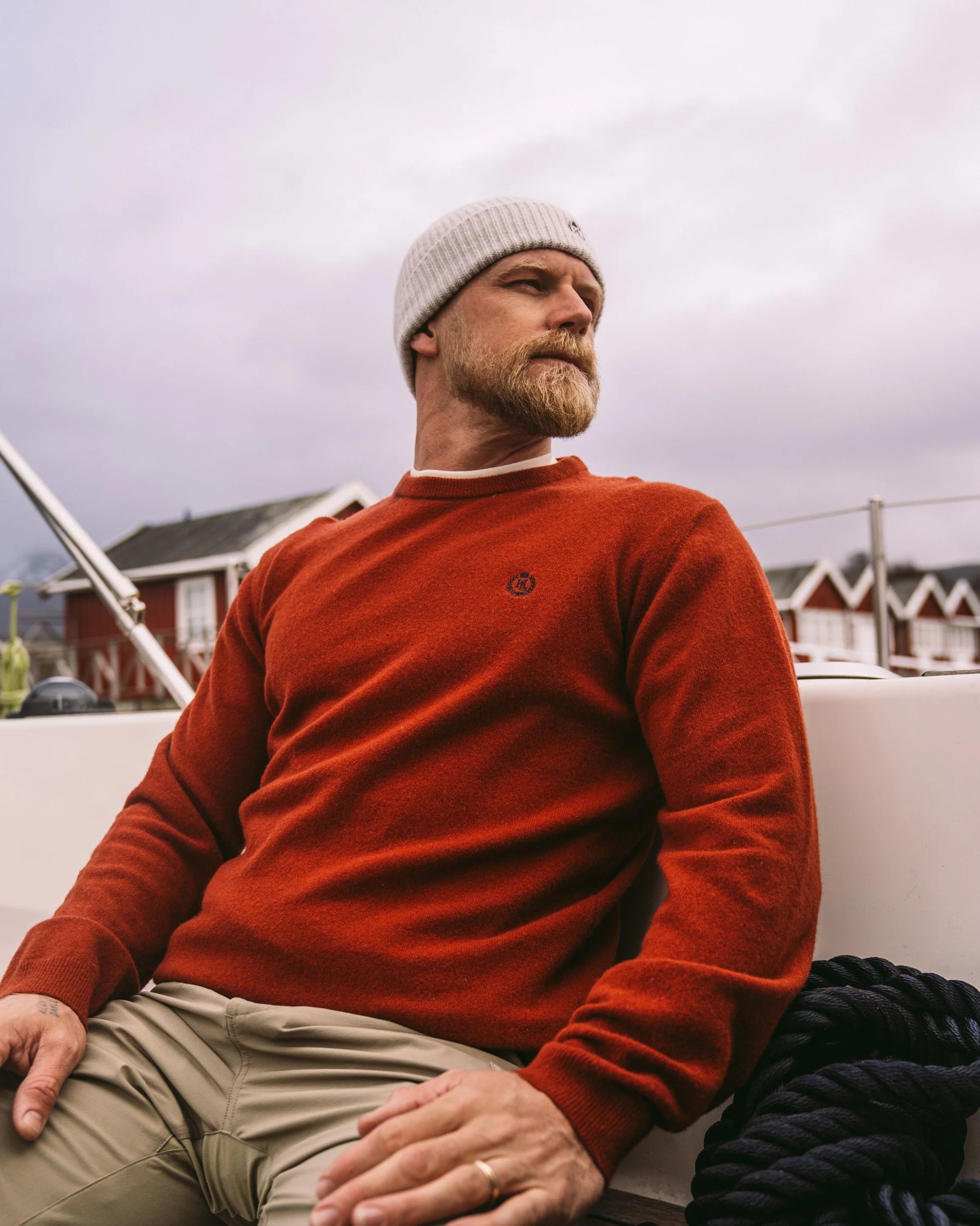 Teddington Crew Knit Henri Lloyd AW25 - Freo Red