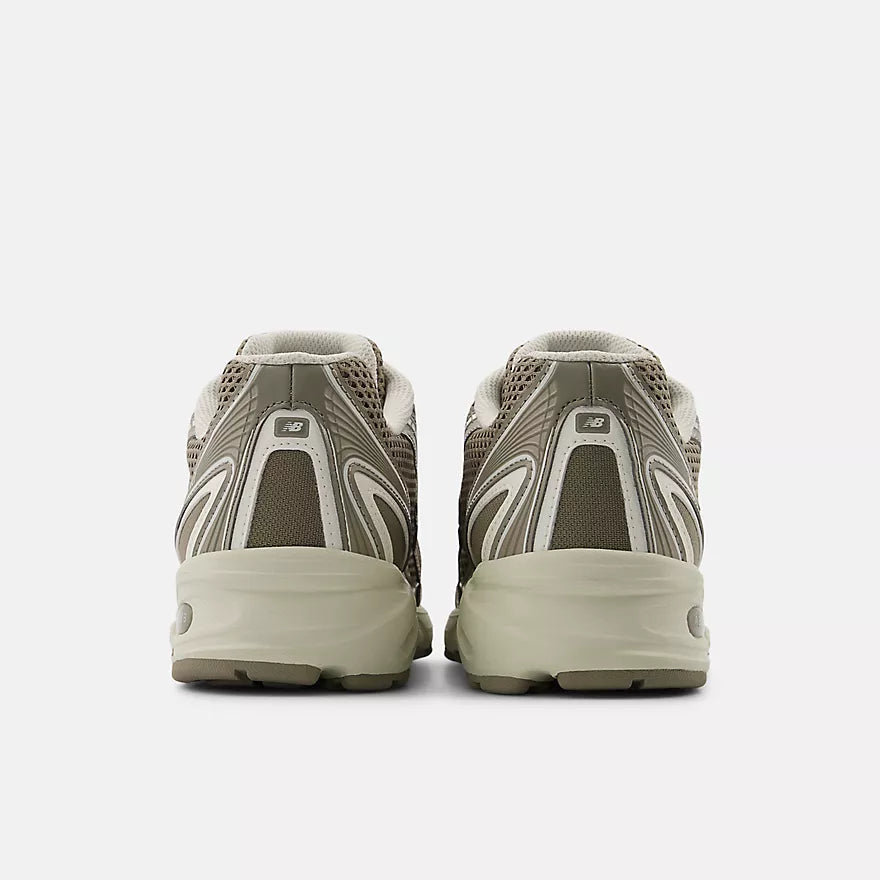 New Balance U 740 SA2 - Dark Olivine